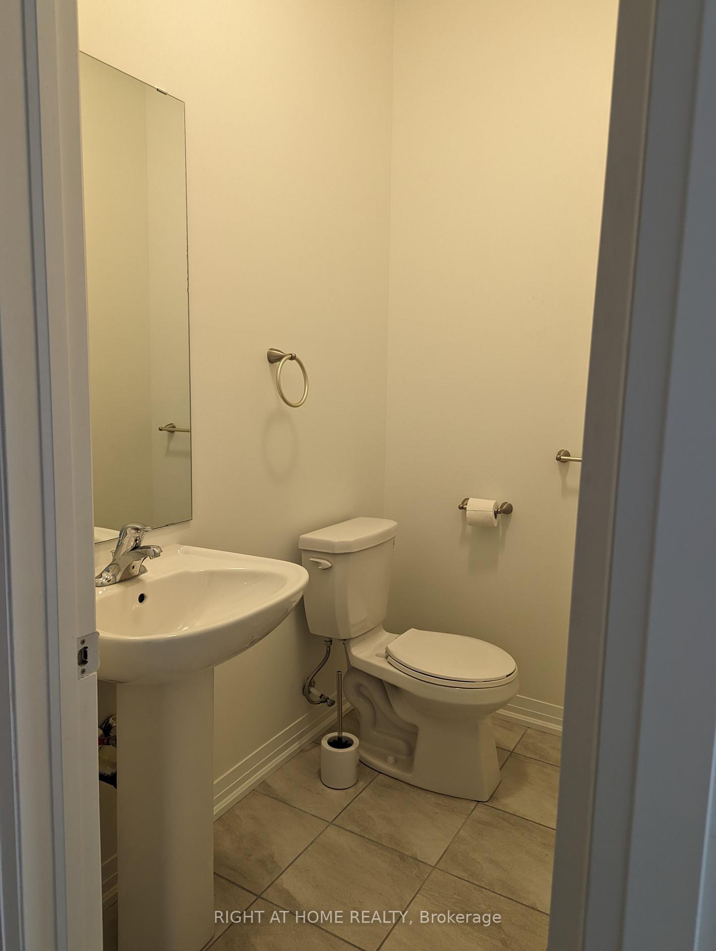 Photo 11 of 7 Carneros Way, Markham, Cedar Grove — HOMEH