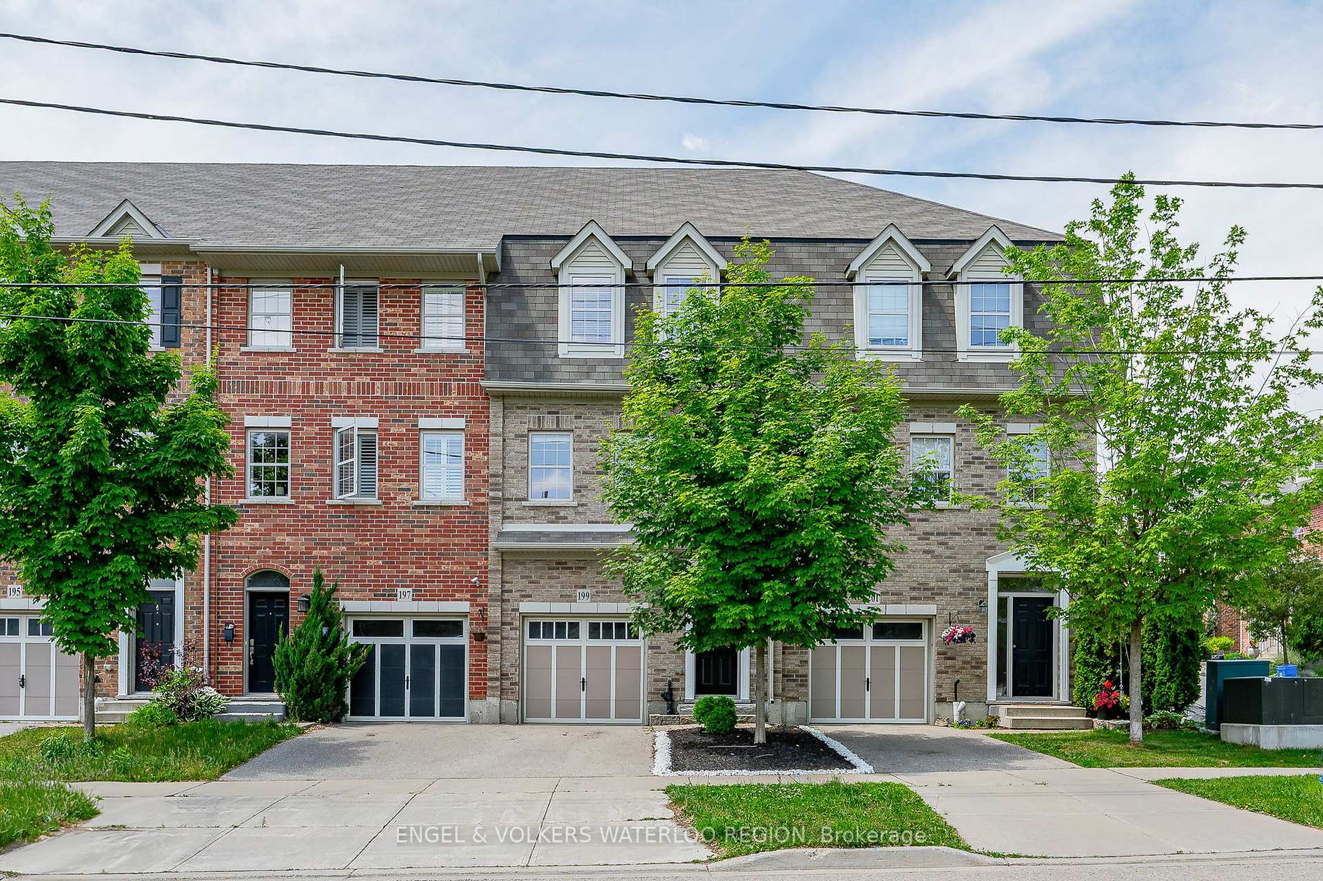 Photo 3 of 199 St Leger Street, Kitchener — HOMEH
