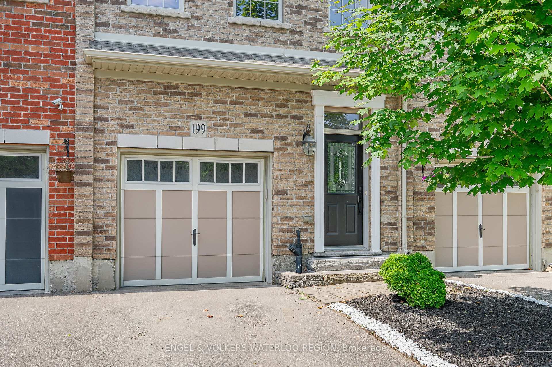 Photo 4 of 199 St Leger Street, Kitchener — HOMEH