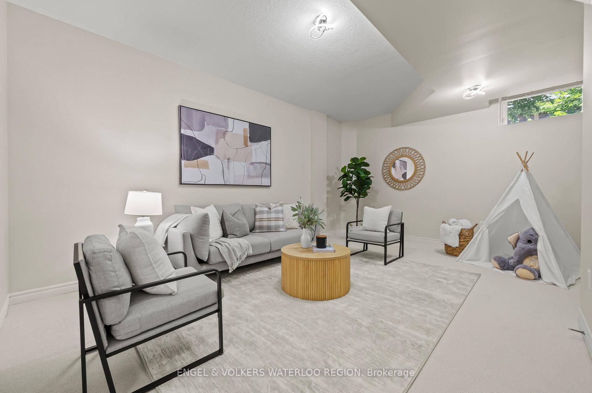 Photo 37 of 199 St Leger Street, Kitchener — HOMEH