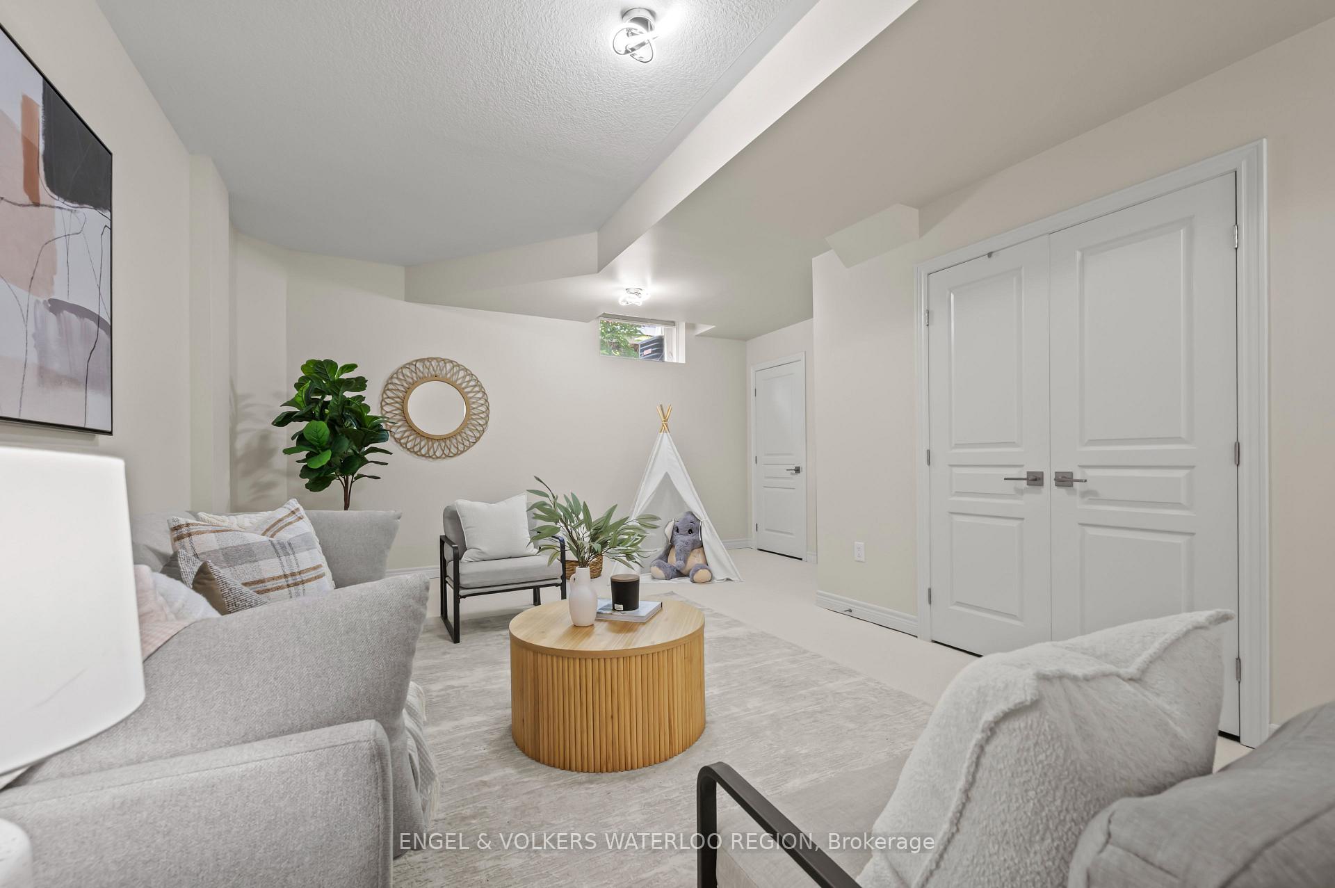 Photo 38 of 199 St Leger Street, Kitchener — HOMEH