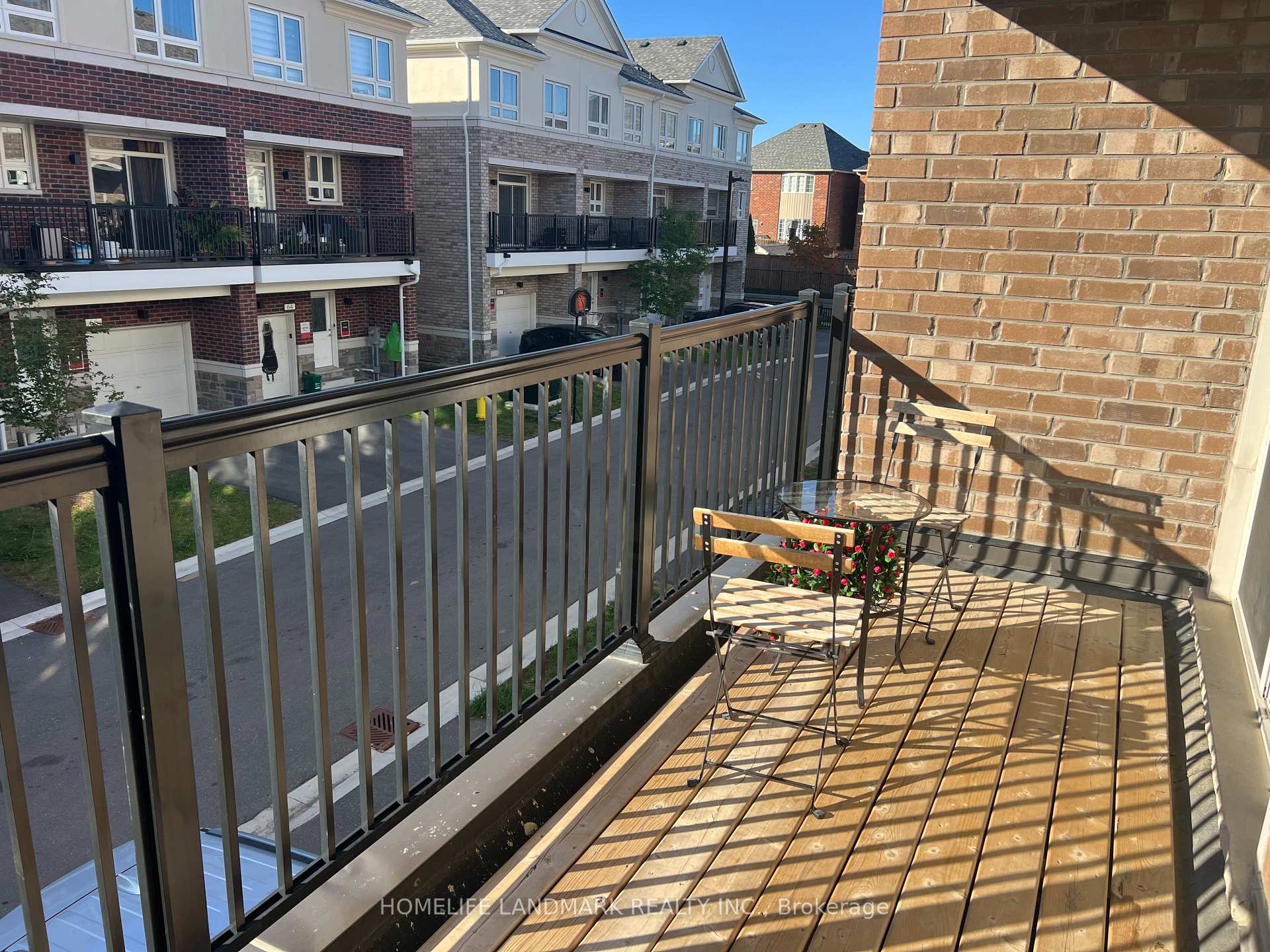 Photo 6 of 71 Massachusetts Lane, Markham, Wismer — HOMEH