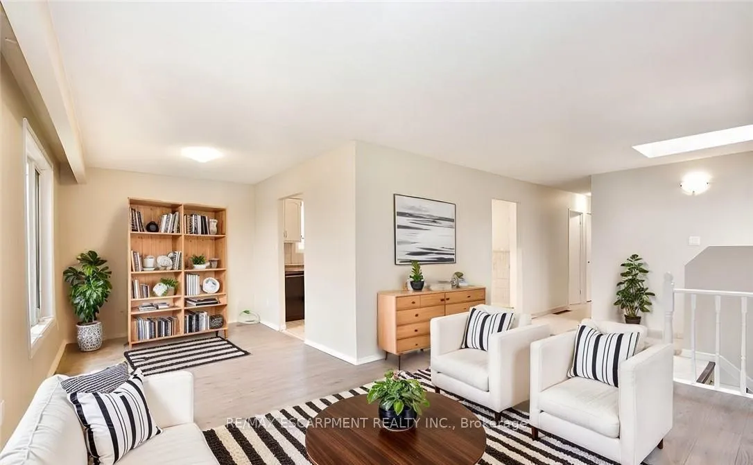Photo 8 of Unit 1, 45 Edwina Place, Hamilton, Lawfield — HOMEH