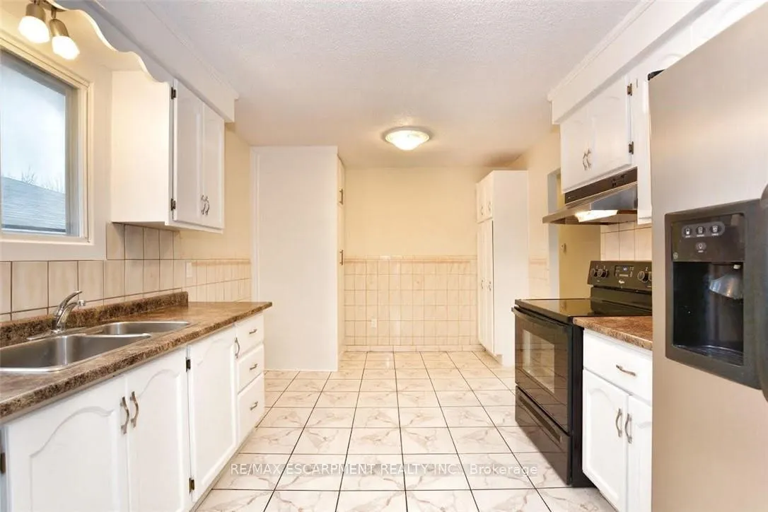 Photo 14 of Unit 1, 45 Edwina Place, Hamilton, Lawfield — HOMEH