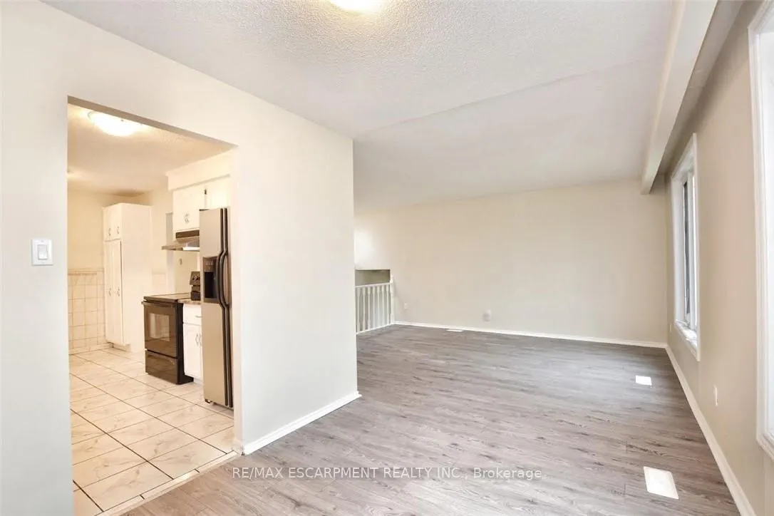 Photo 16 of Unit 1, 45 Edwina Place, Hamilton, Lawfield — HOMEH