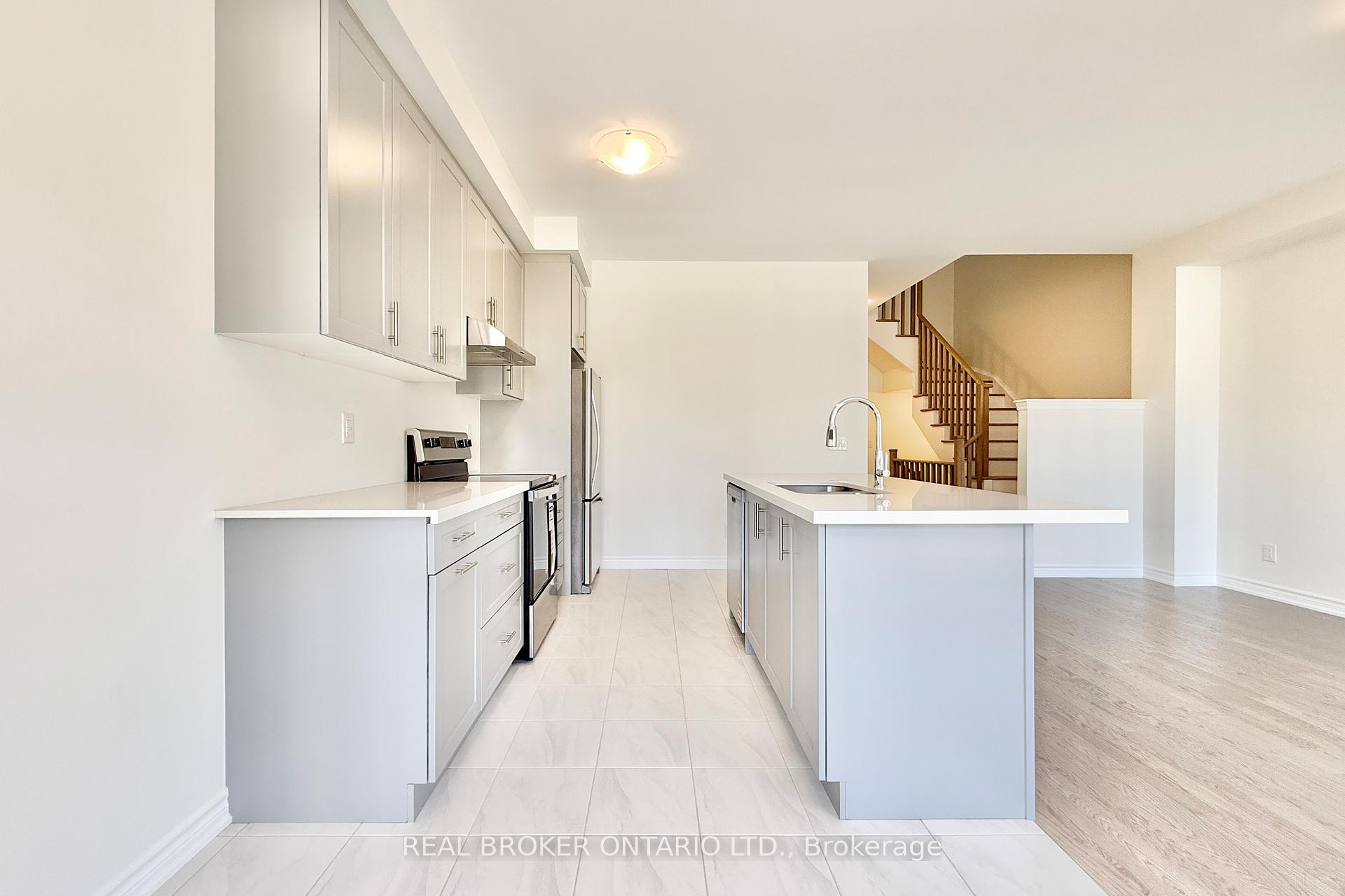 Photo 9 of 17 Freeman Williams Street, Markham, Angus Glen — HOMEH