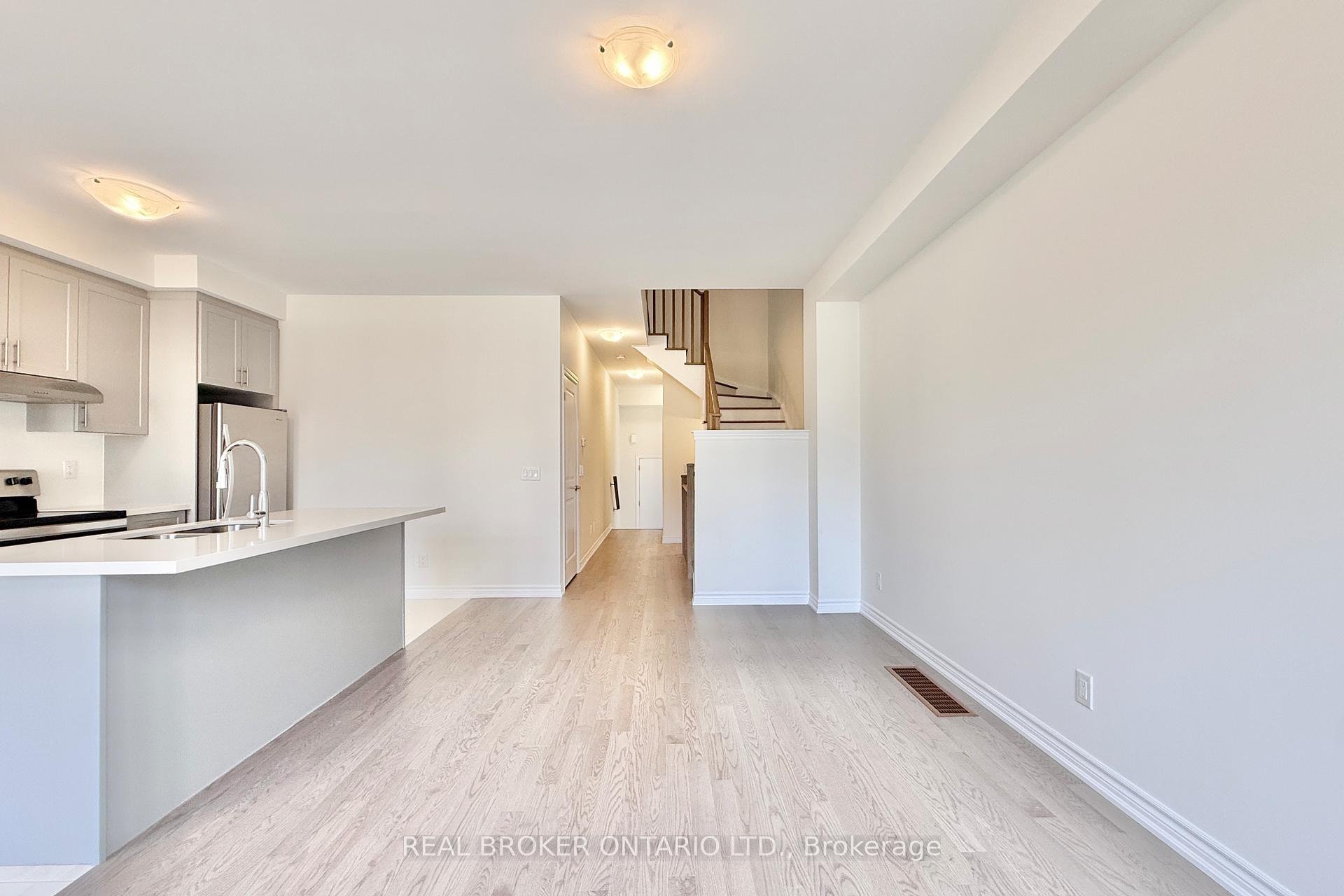 Photo 13 of 17 Freeman Williams Street, Markham, Angus Glen — HOMEH