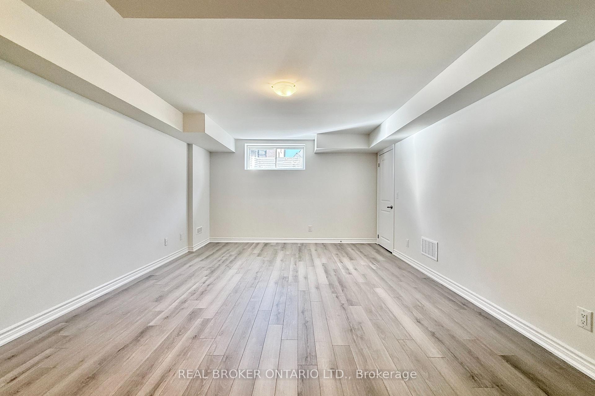 Photo 35 of 17 Freeman Williams Street, Markham, Angus Glen — HOMEH