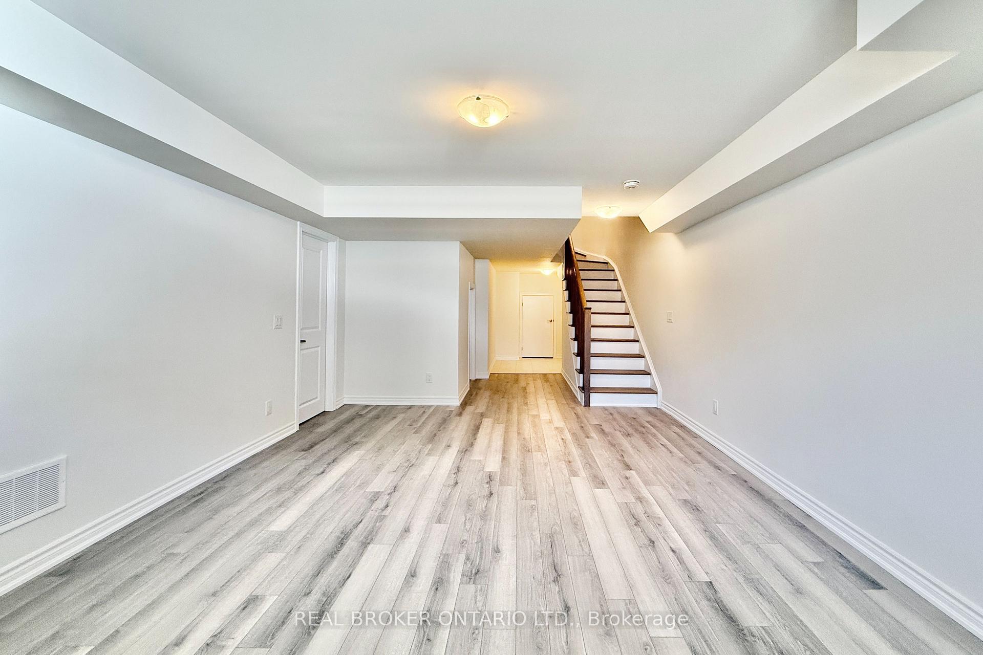 Photo 37 of 17 Freeman Williams Street, Markham, Angus Glen — HOMEH