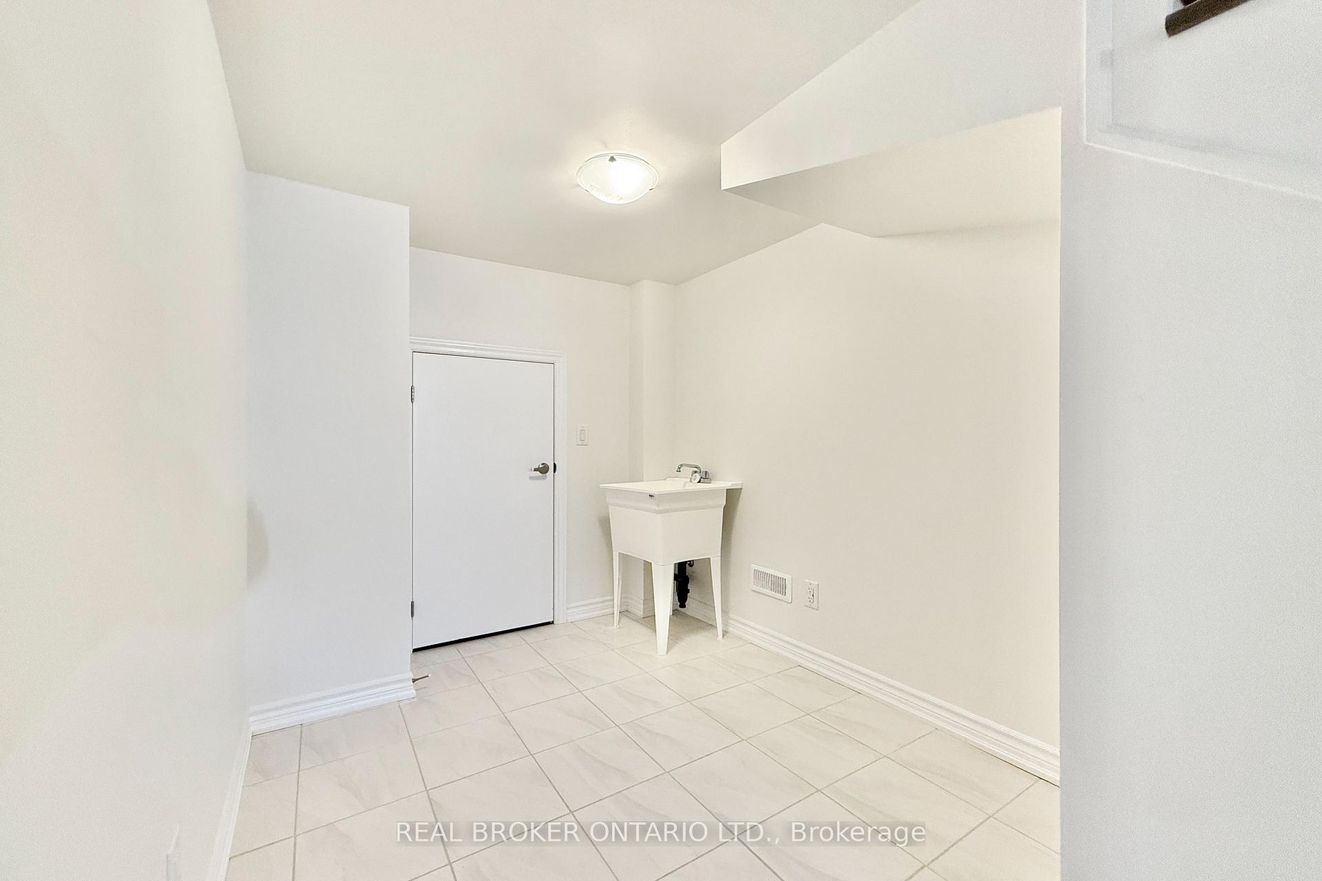 Photo 41 of 17 Freeman Williams Street, Markham, Angus Glen — HOMEH