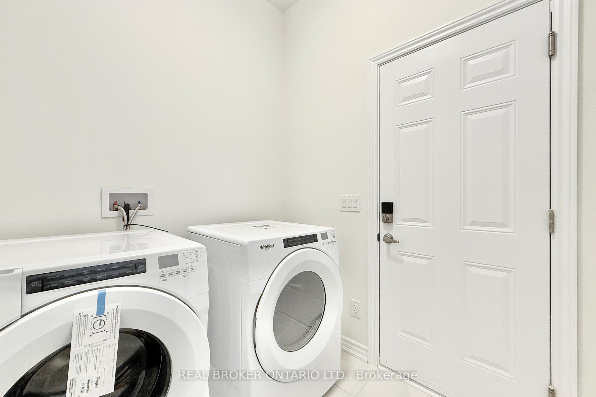 Photo 44 of 17 Freeman Williams Street, Markham, Angus Glen — HOMEH