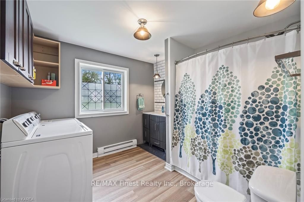 Photo 26 of 5567 Bath Road, Loyalist, Lennox and Addington - South — HOMEH