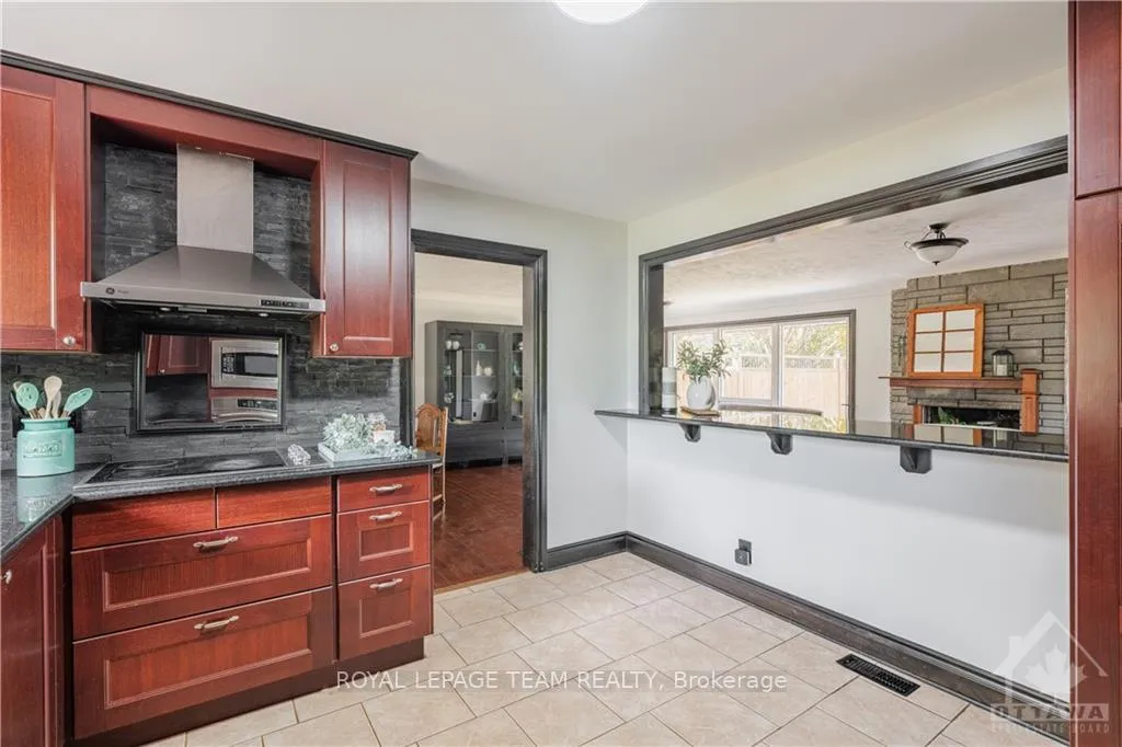 Photo 10 of 5478 Mitch Owens Road, Ottawa, Manotick East to Manotick Station — HOMEH