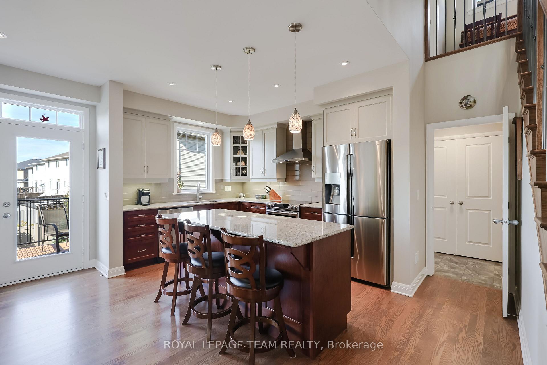 Photo 15 of 35 Arkose Street, Ottawa, Kanata - Kanata Lakes/Heritage Hills — HOMEH