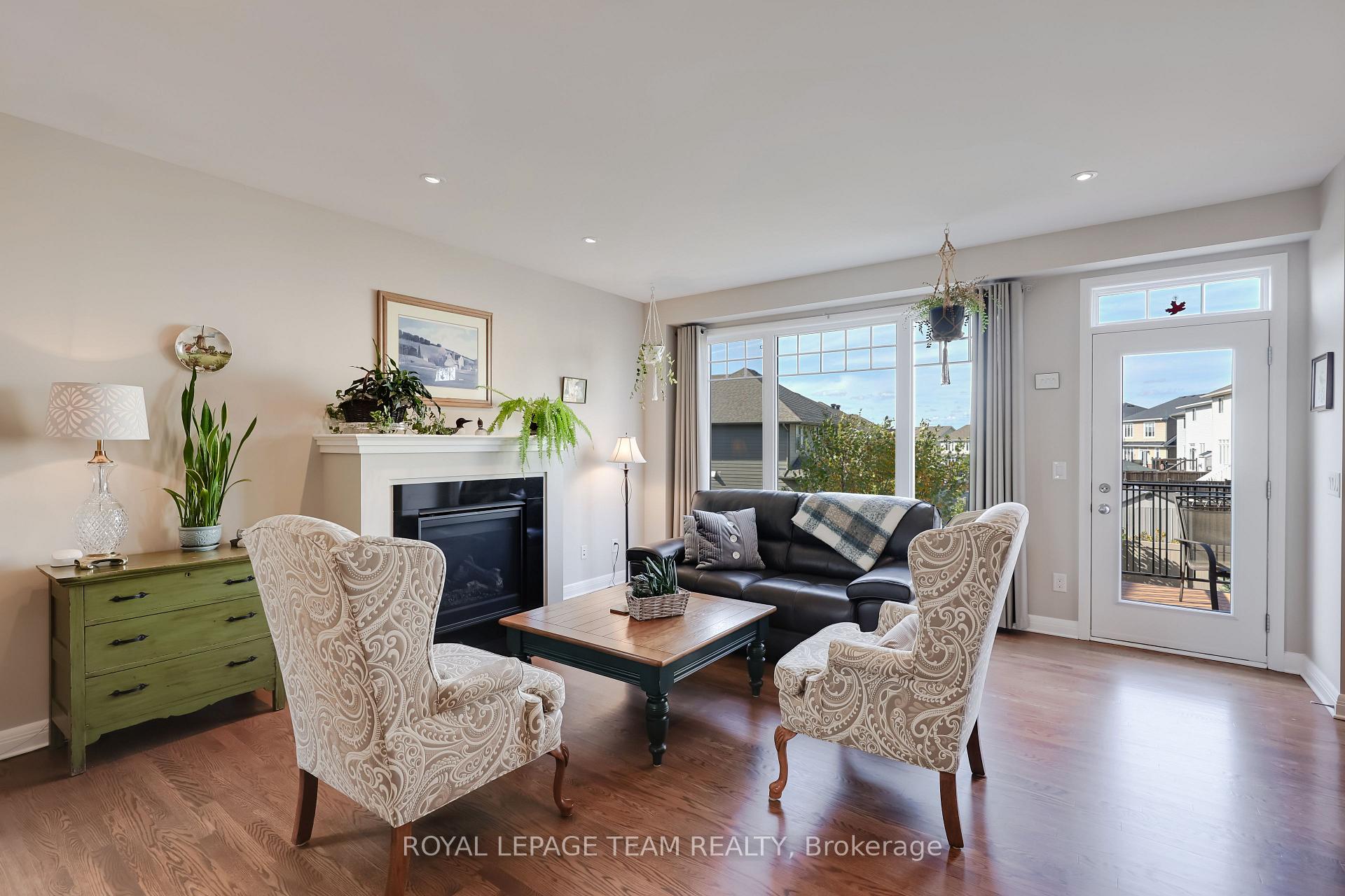 Photo 19 of 35 Arkose Street, Ottawa, Kanata - Kanata Lakes/Heritage Hills — HOMEH