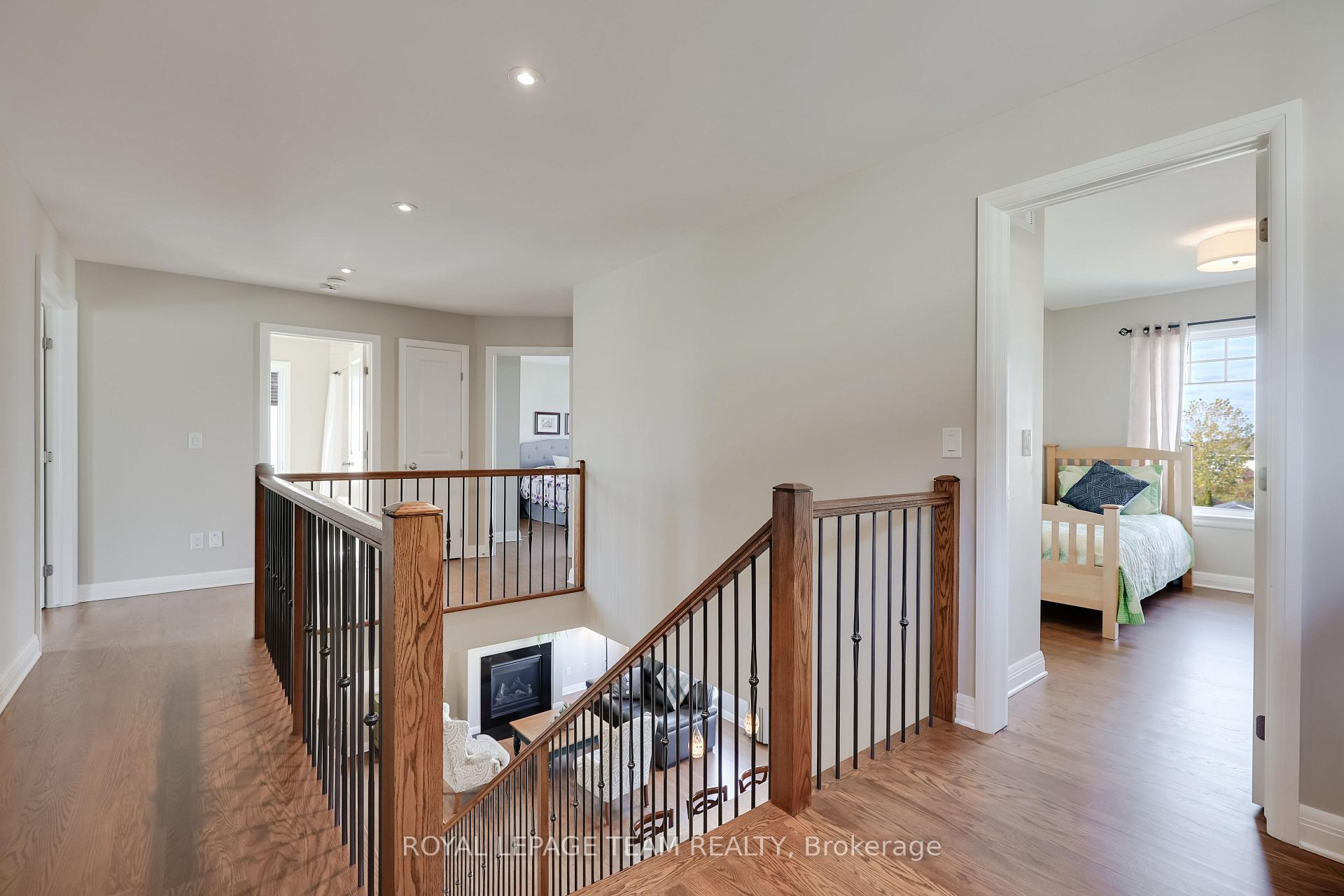 Photo 23 of 35 Arkose Street, Ottawa, Kanata - Kanata Lakes/Heritage Hills — HOMEH
