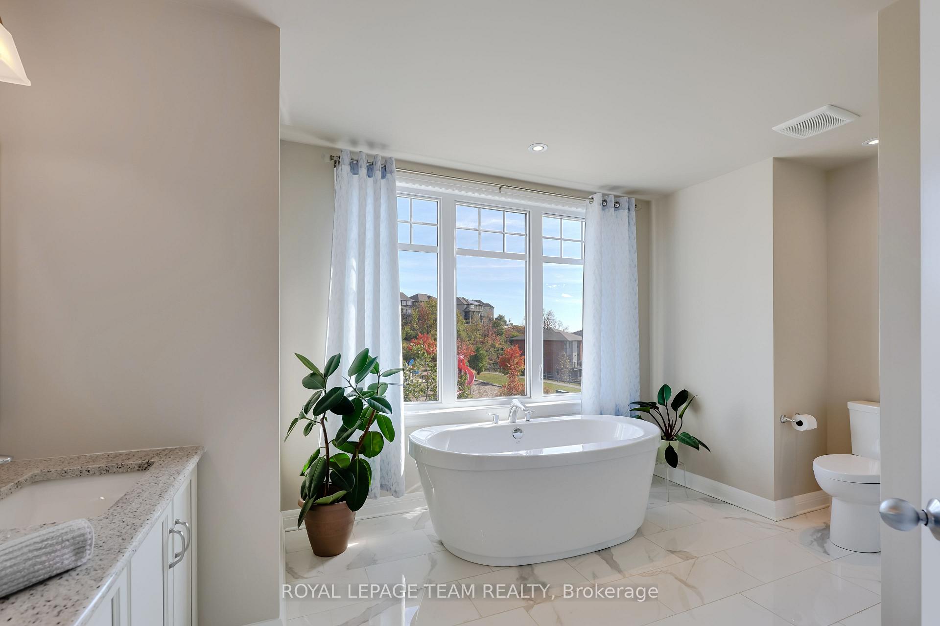 Photo 30 of 35 Arkose Street, Ottawa, Kanata - Kanata Lakes/Heritage Hills — HOMEH