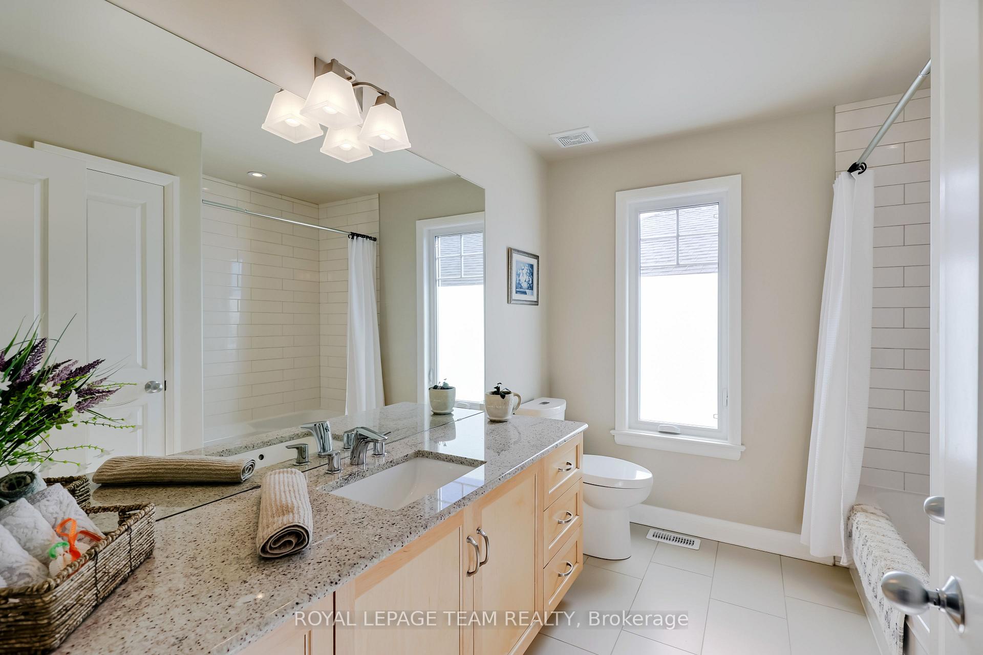 Photo 36 of 35 Arkose Street, Ottawa, Kanata - Kanata Lakes/Heritage Hills — HOMEH