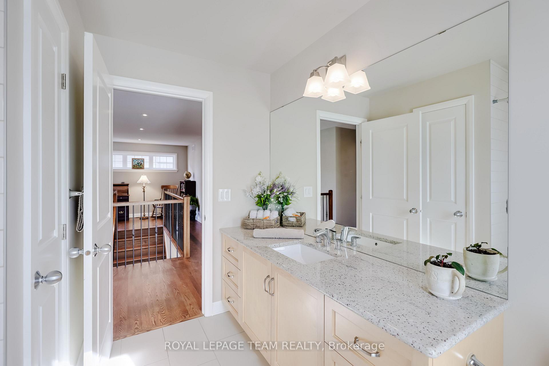 Photo 37 of 35 Arkose Street, Ottawa, Kanata - Kanata Lakes/Heritage Hills — HOMEH