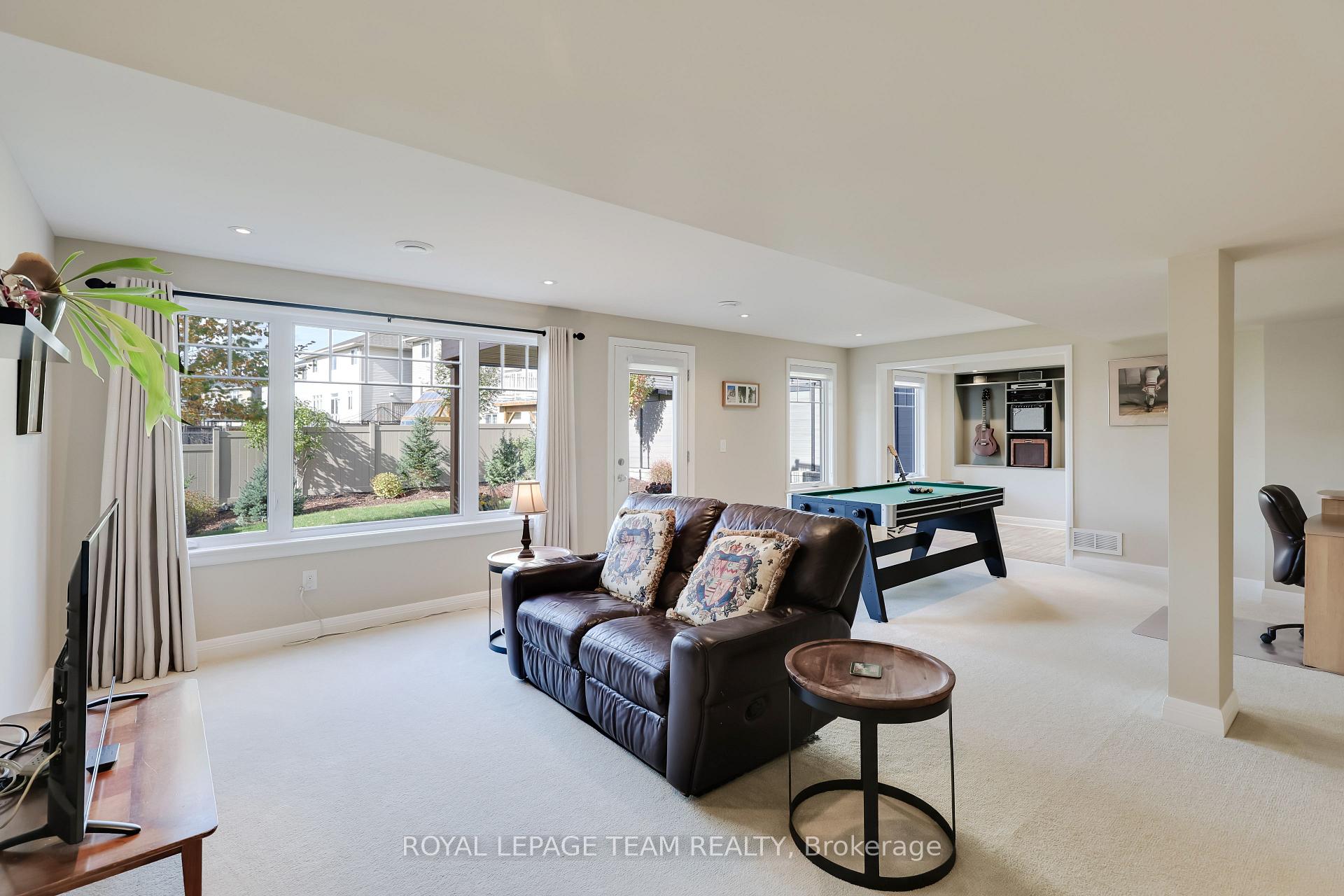 Photo 42 of 35 Arkose Street, Ottawa, Kanata - Kanata Lakes/Heritage Hills — HOMEH