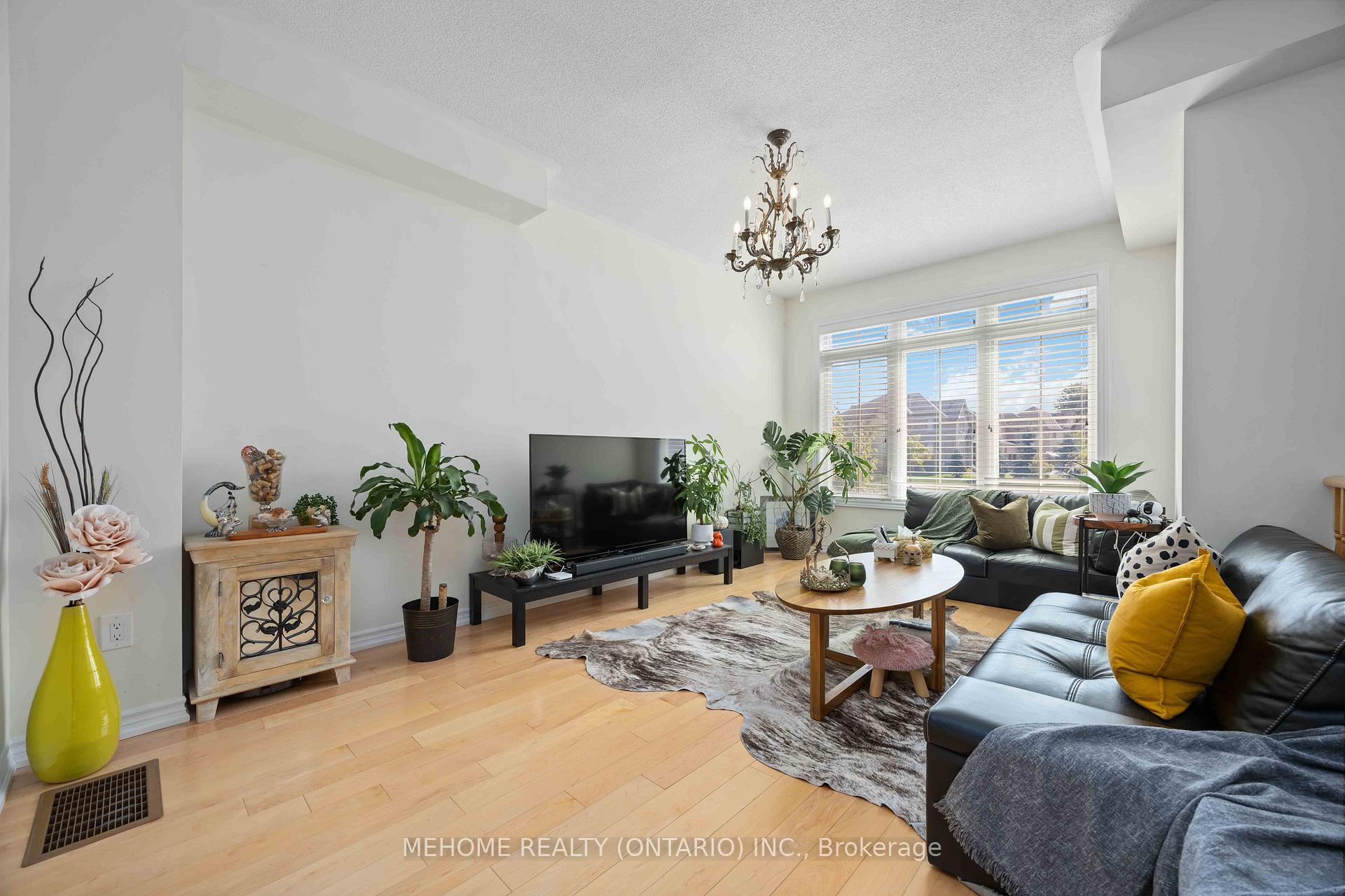 Photo 1 of 251 Dundas Way, Markham, Greensborough — HOMEH
