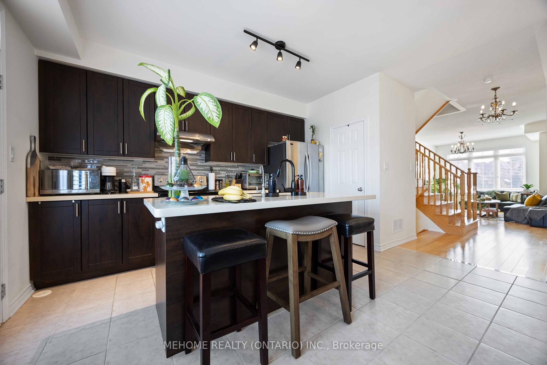 Photo 5 of 251 Dundas Way, Markham, Greensborough — HOMEH