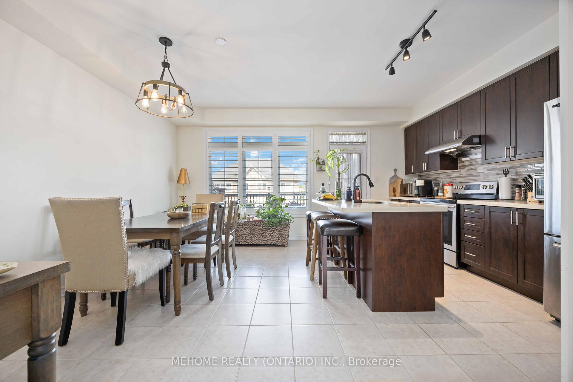 Photo 7 of 251 Dundas Way, Markham, Greensborough — HOMEH