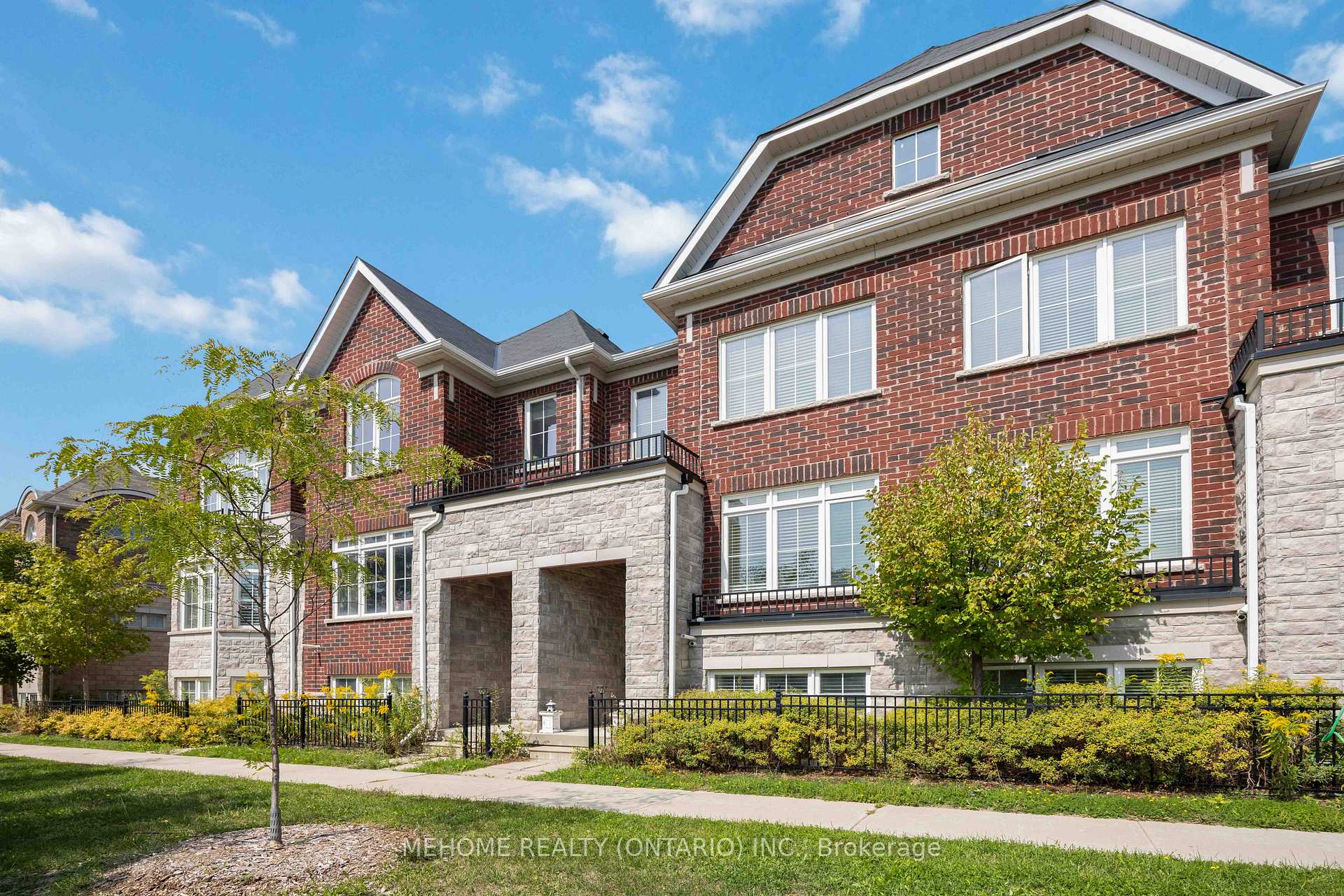 Photo 20 of 251 Dundas Way, Markham, Greensborough — HOMEH