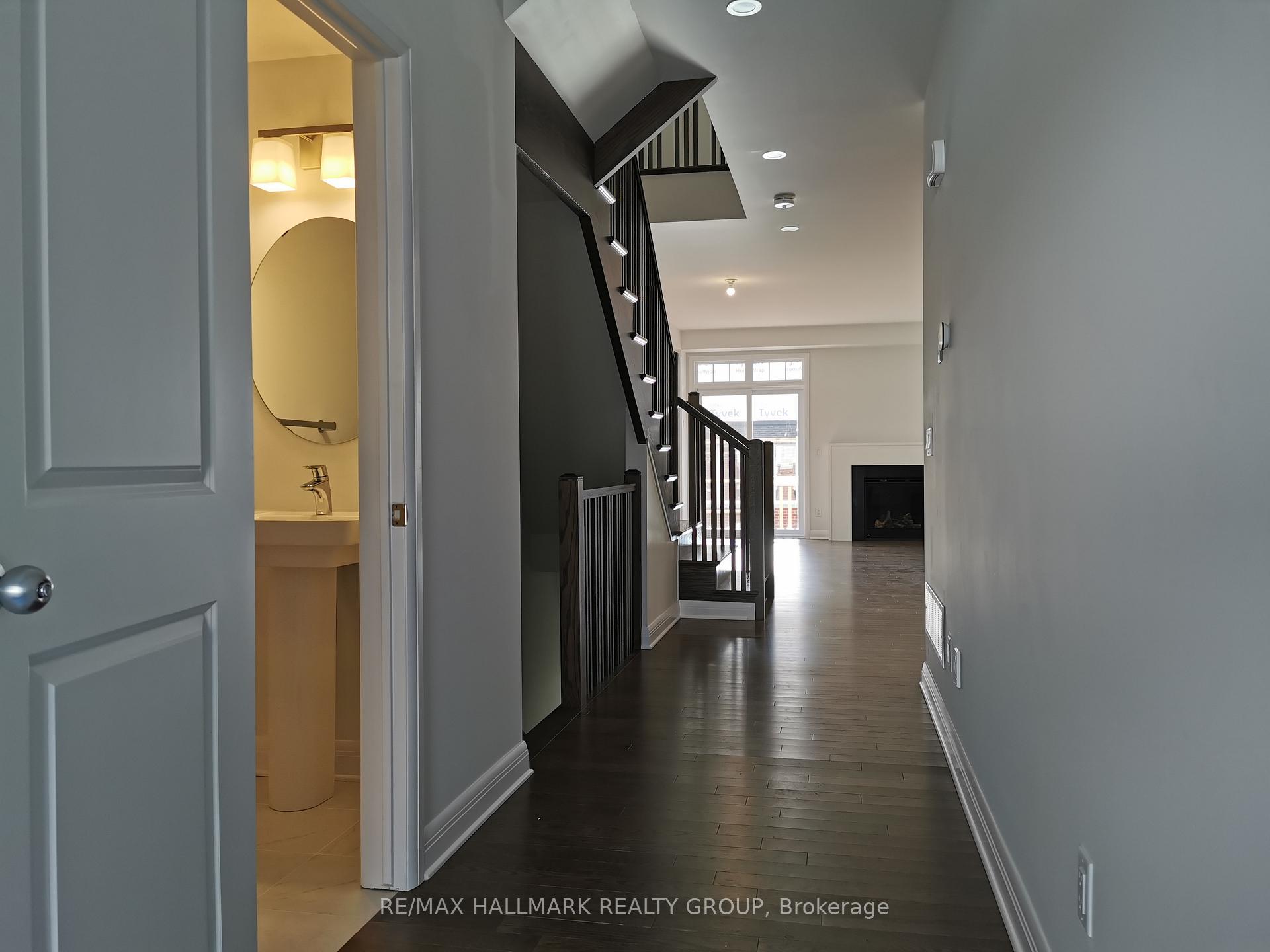 Photo 5 of 1026 Blanding Street, Ottawa, Kanata - Kanata Lakes/Heritage Hills — HOMEH