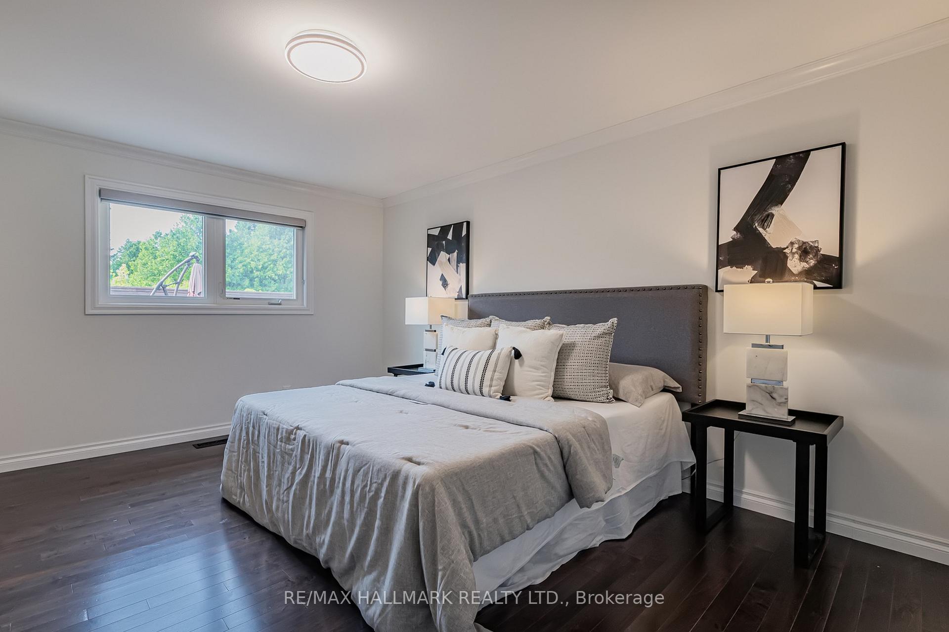 Photo 12 of 124 Kirk Drive, Markham, Royal Orchard — HOMEH