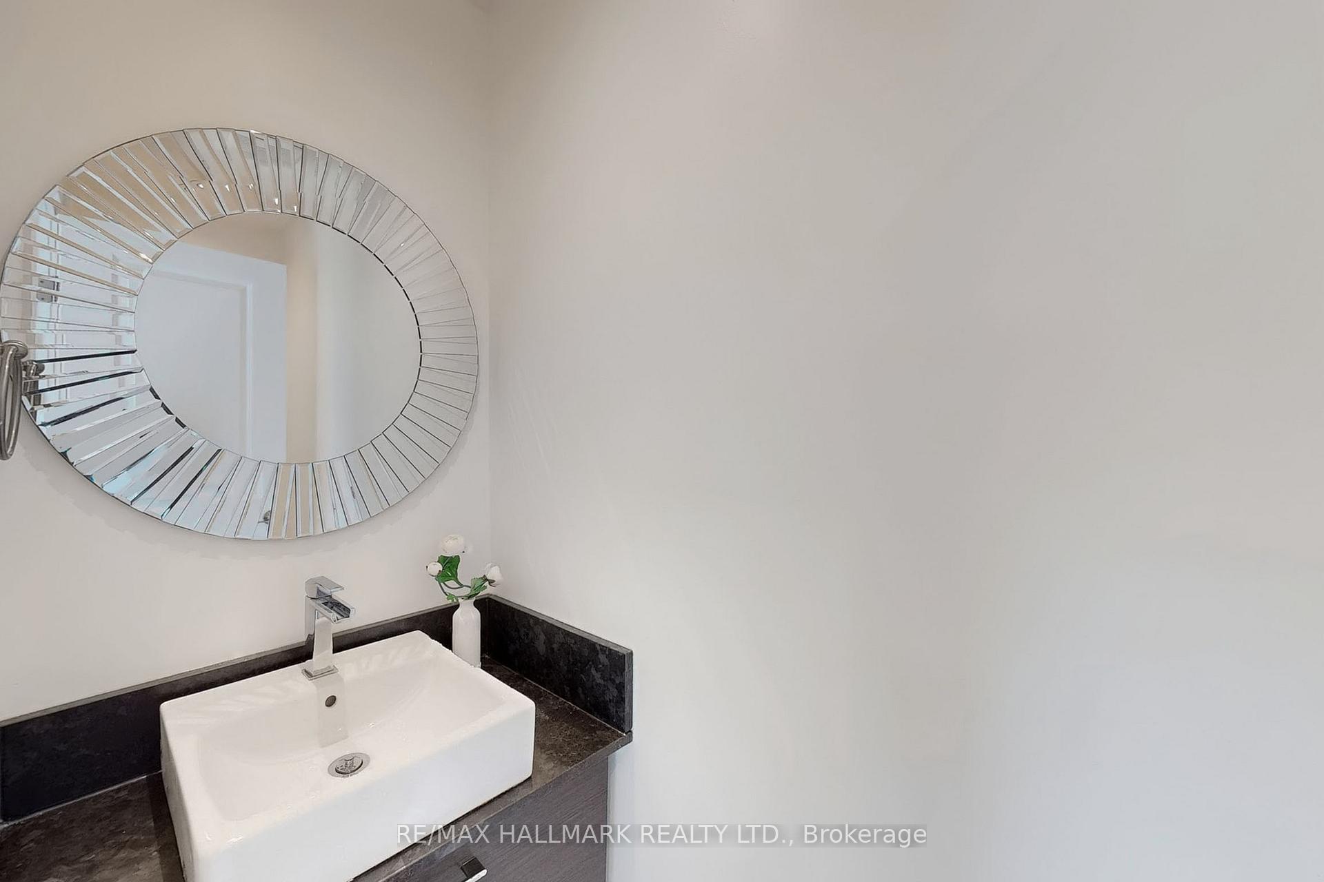Photo 19 of 124 Kirk Drive, Markham, Royal Orchard — HOMEH