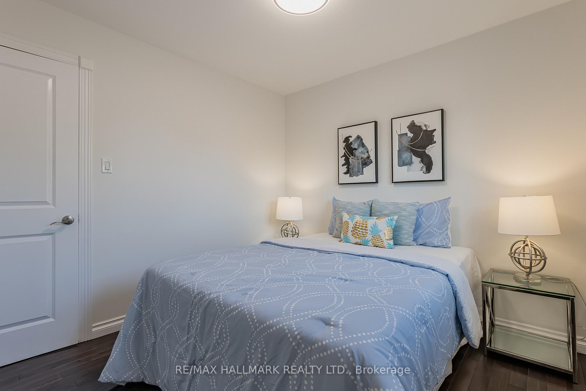 Photo 21 of 124 Kirk Drive, Markham, Royal Orchard — HOMEH