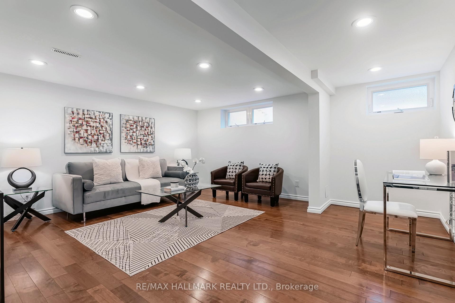 Photo 25 of 124 Kirk Drive, Markham, Royal Orchard — HOMEH