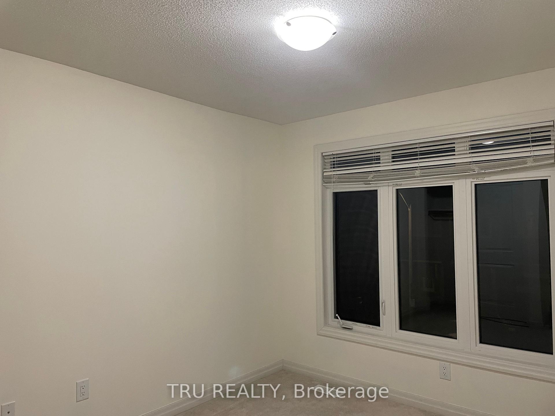 Photo 4 of 150 Overberg Way, Ottawa, Kanata - Emerald Meadows/Trailwest — HOMEH