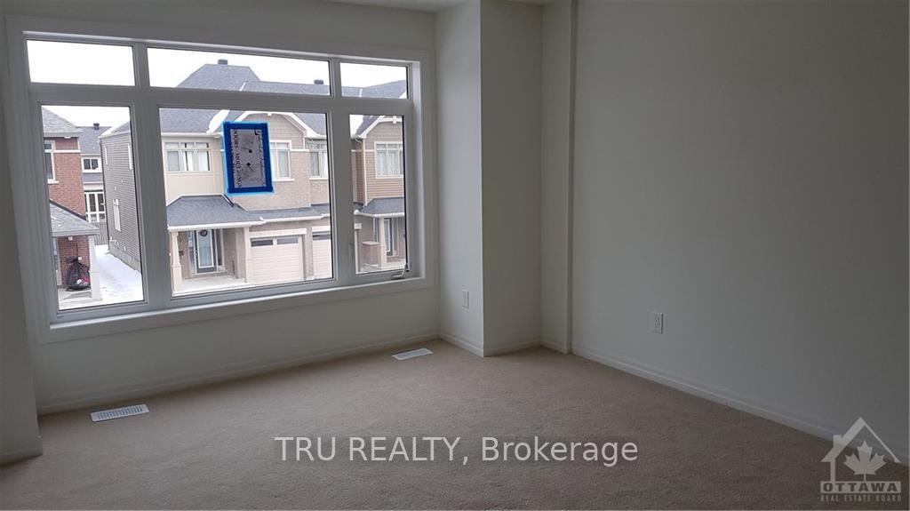 Photo 14 of 150 Overberg Way, Ottawa, Kanata - Emerald Meadows/Trailwest — HOMEH