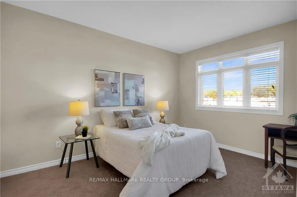 Photo 10 of 37 Village Walk, Ottawa, Manotick Village & Manotick Estates — HOMEH