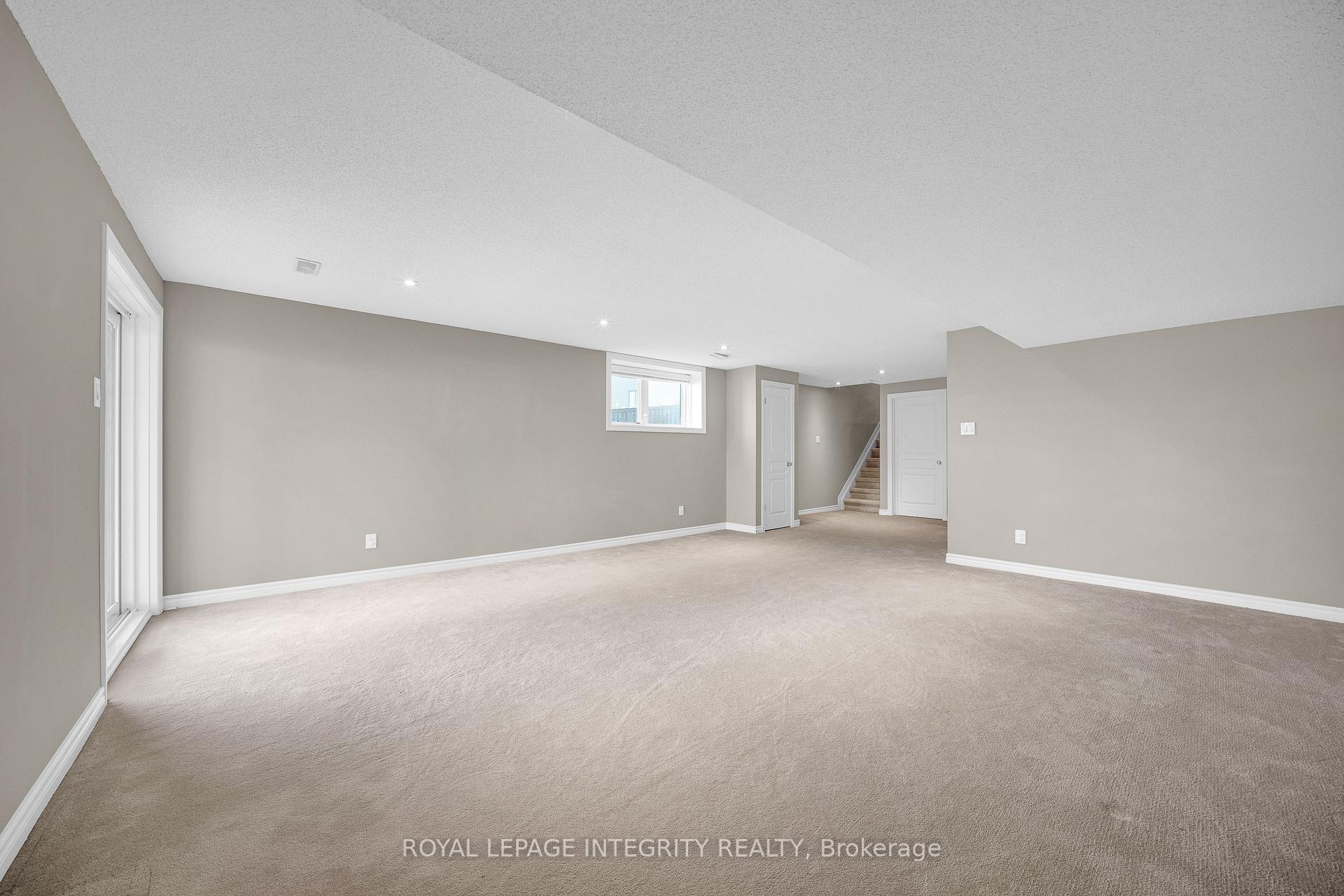 Photo 42 of 924 Fletcher Circle, Ottawa, Kanata - Kanata Lakes/Heritage Hills — HOMEH