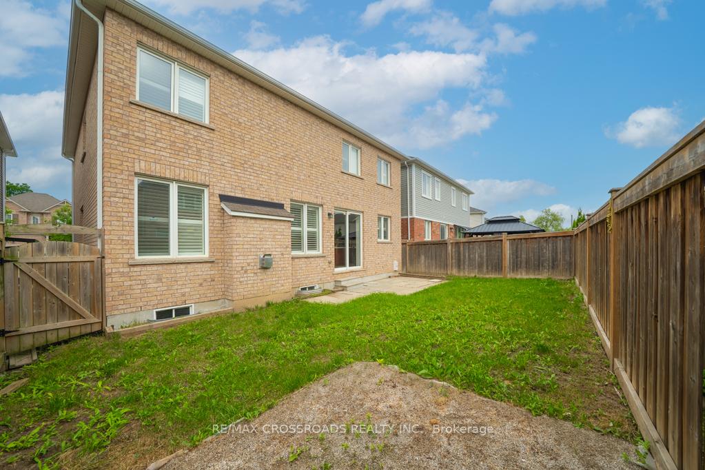 Photo 36 of 260 Falling Green Crescent, Kitchener — HOMEH