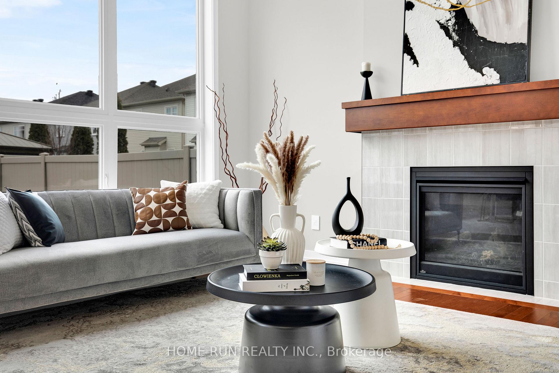 Photo 13 of 128 Groningen Street, Ottawa, Kanata - Emerald Meadows/Trailwest — HOMEH