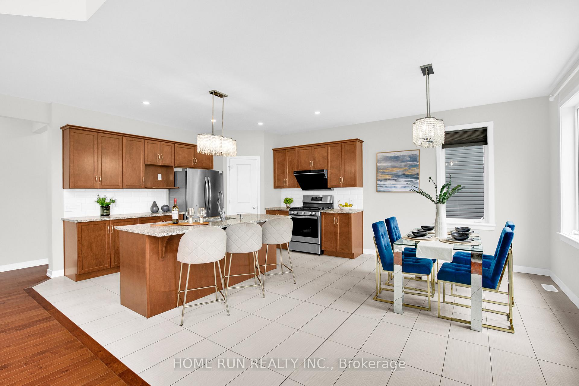Photo 15 of 128 Groningen Street, Ottawa, Kanata - Emerald Meadows/Trailwest — HOMEH