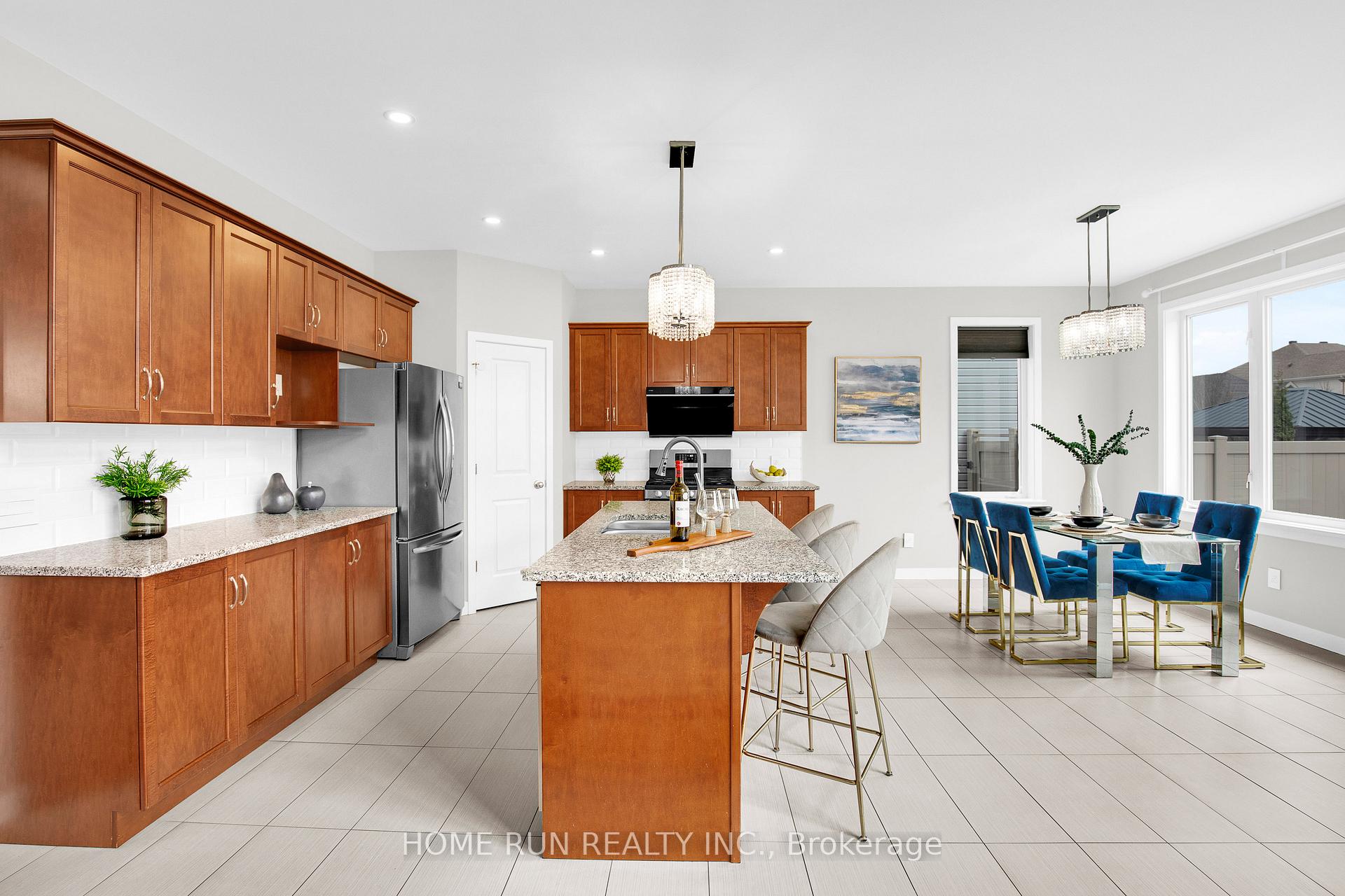 Photo 18 of 128 Groningen Street, Ottawa, Kanata - Emerald Meadows/Trailwest — HOMEH