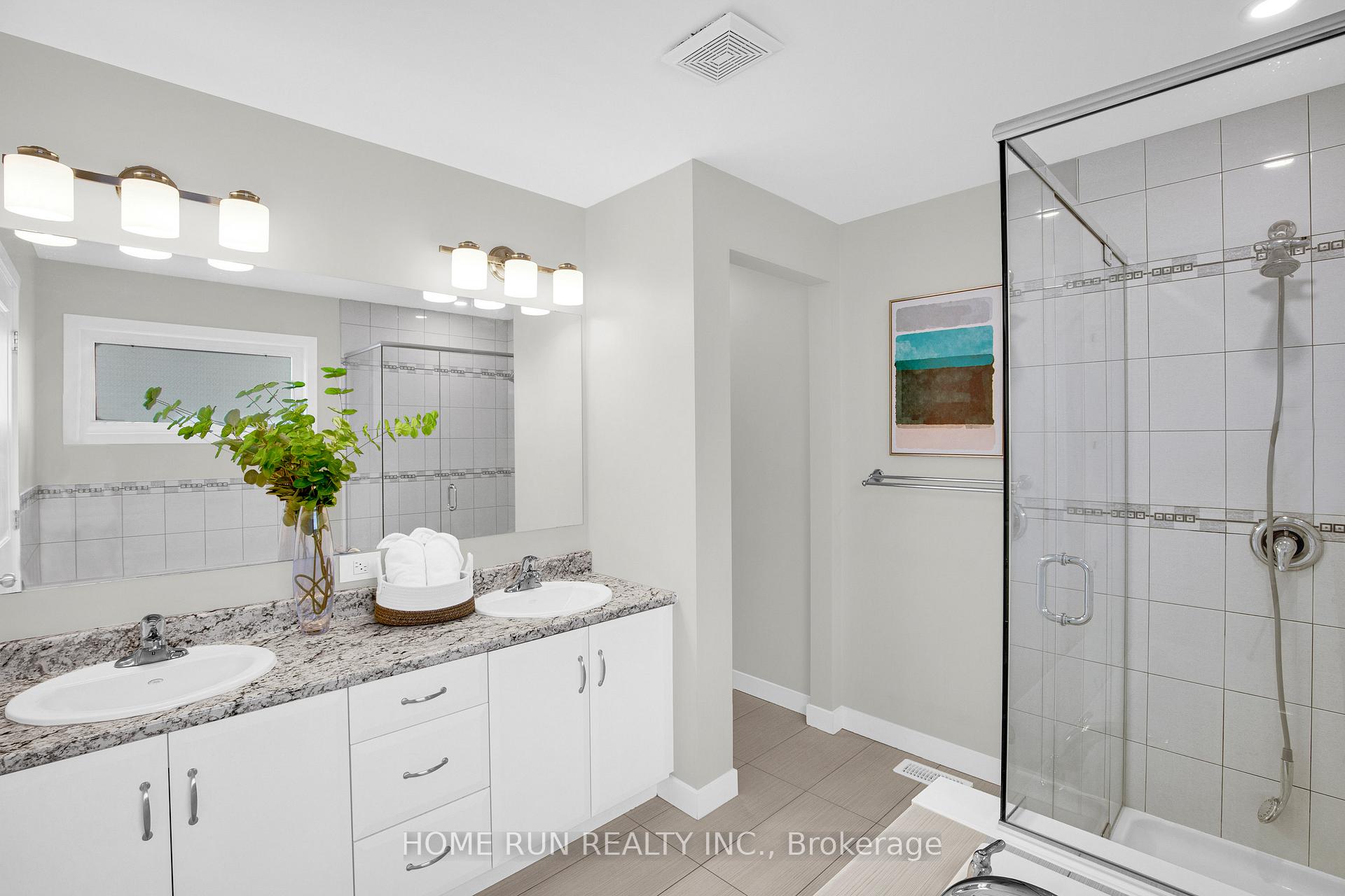 Photo 25 of 128 Groningen Street, Ottawa, Kanata - Emerald Meadows/Trailwest — HOMEH