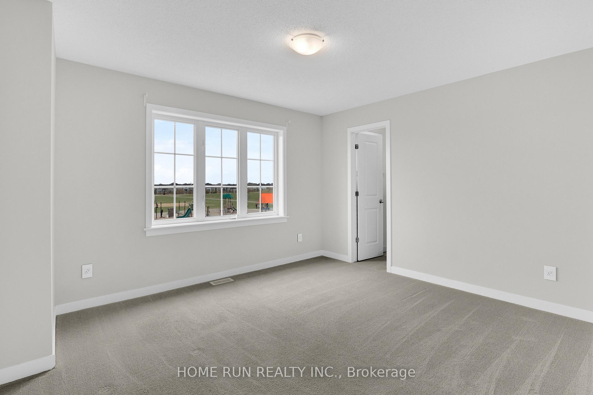 Photo 30 of 128 Groningen Street, Ottawa, Kanata - Emerald Meadows/Trailwest — HOMEH