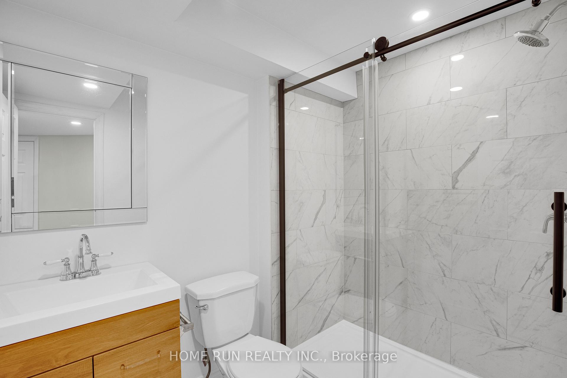 Photo 39 of 128 Groningen Street, Ottawa, Kanata - Emerald Meadows/Trailwest — HOMEH