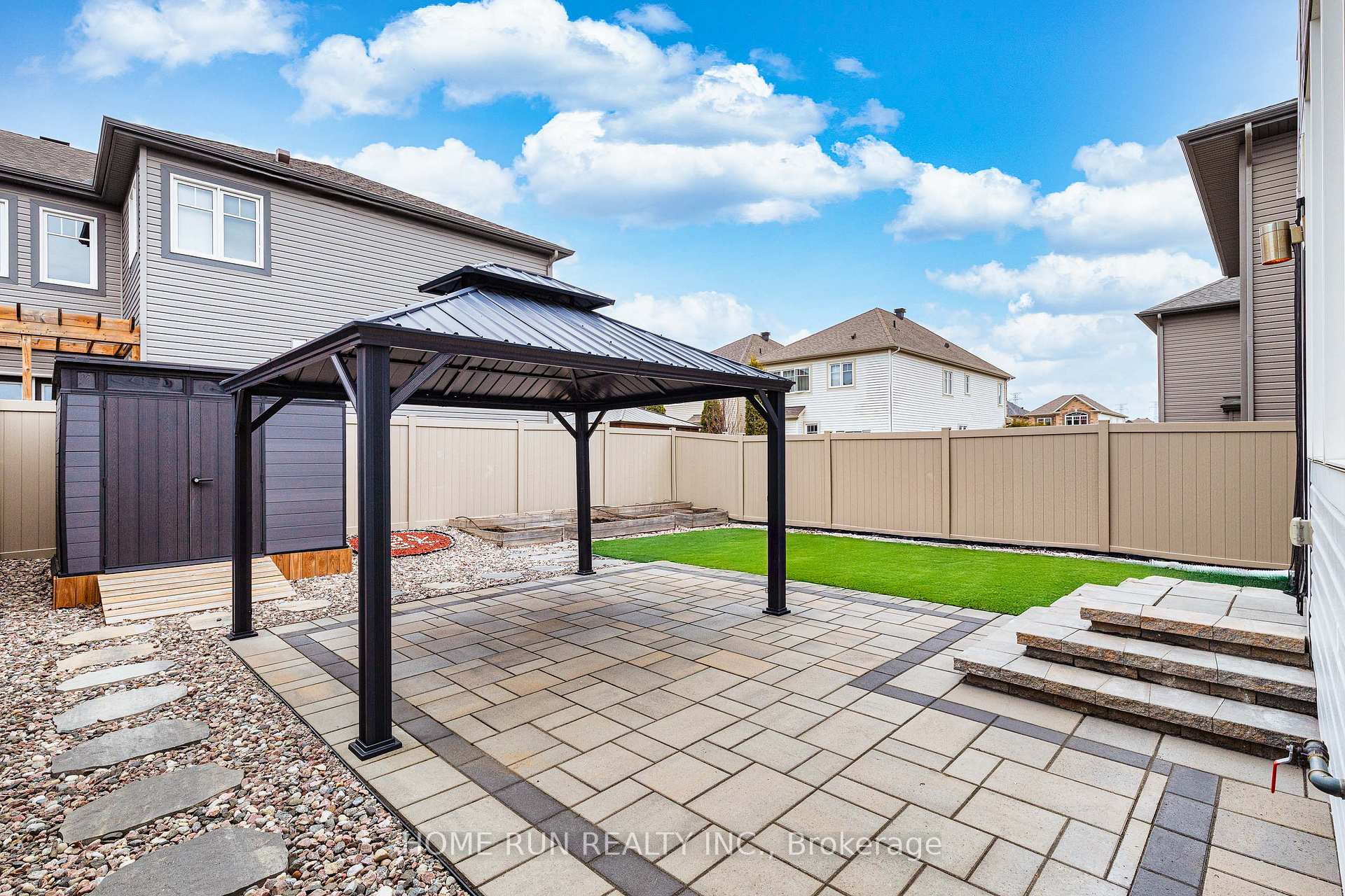 Photo 40 of 128 Groningen Street, Ottawa, Kanata - Emerald Meadows/Trailwest — HOMEH