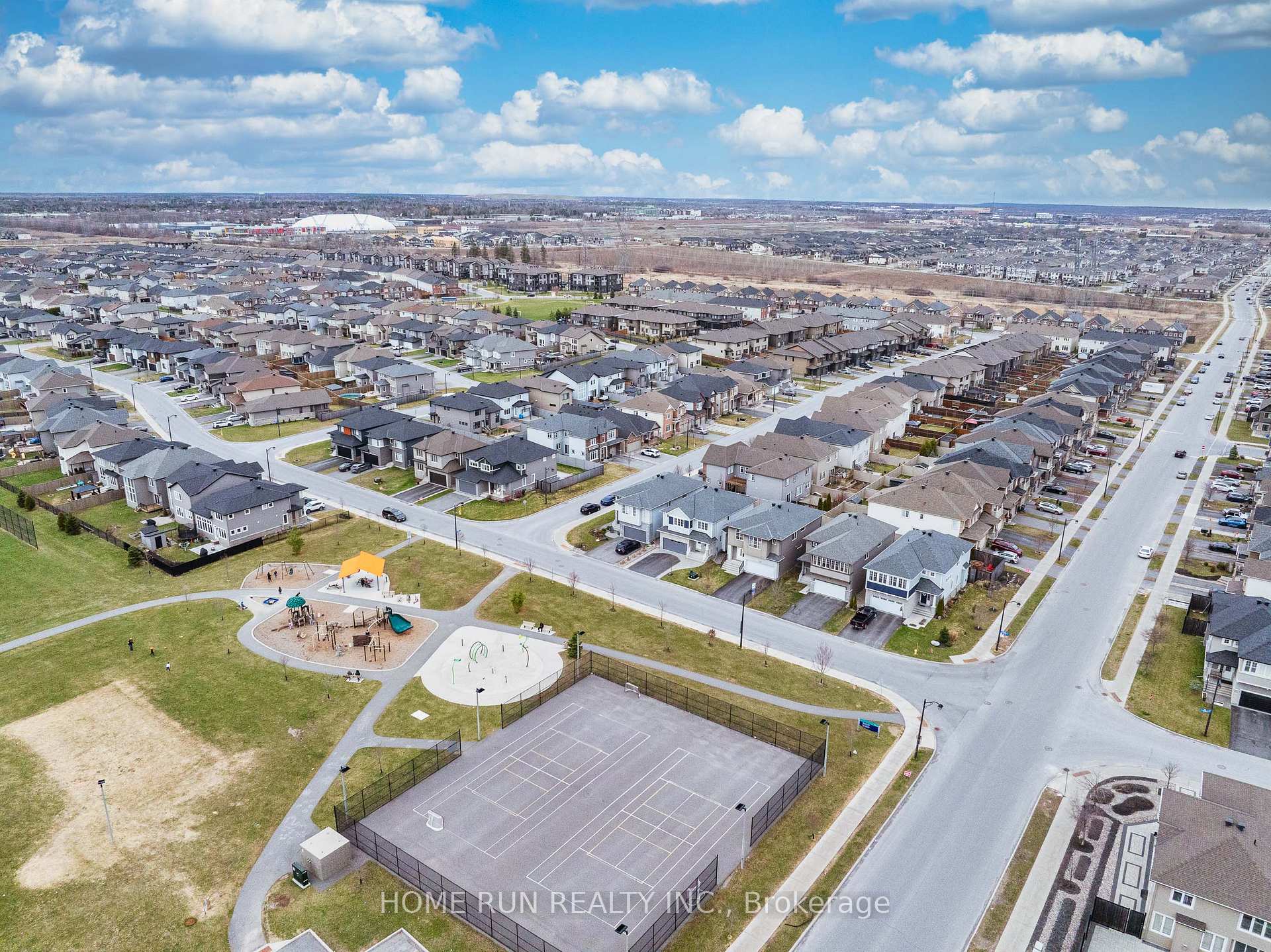 Photo 44 of 128 Groningen Street, Ottawa, Kanata - Emerald Meadows/Trailwest — HOMEH