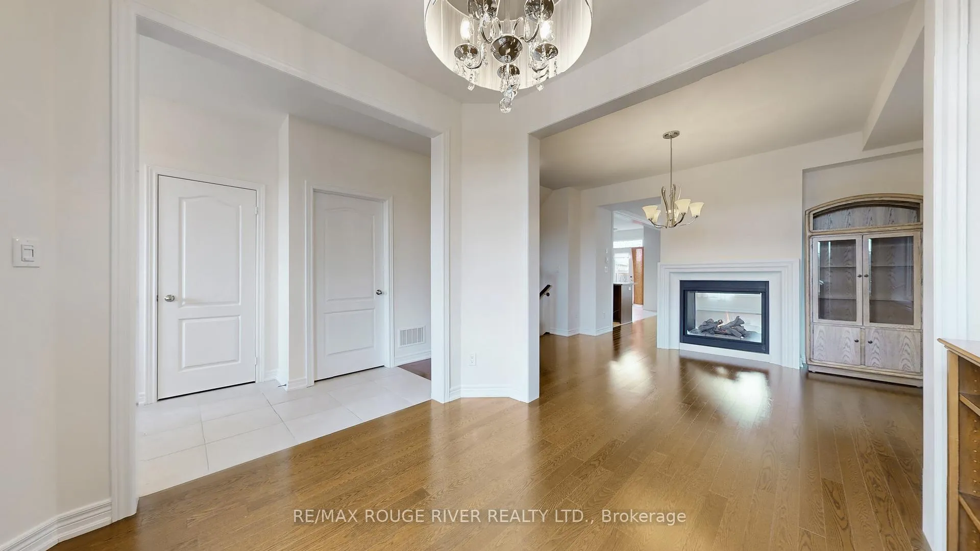 Photo 12 of 2732 Donald Cousens Parkway, Markham, Cornell — HOMEH