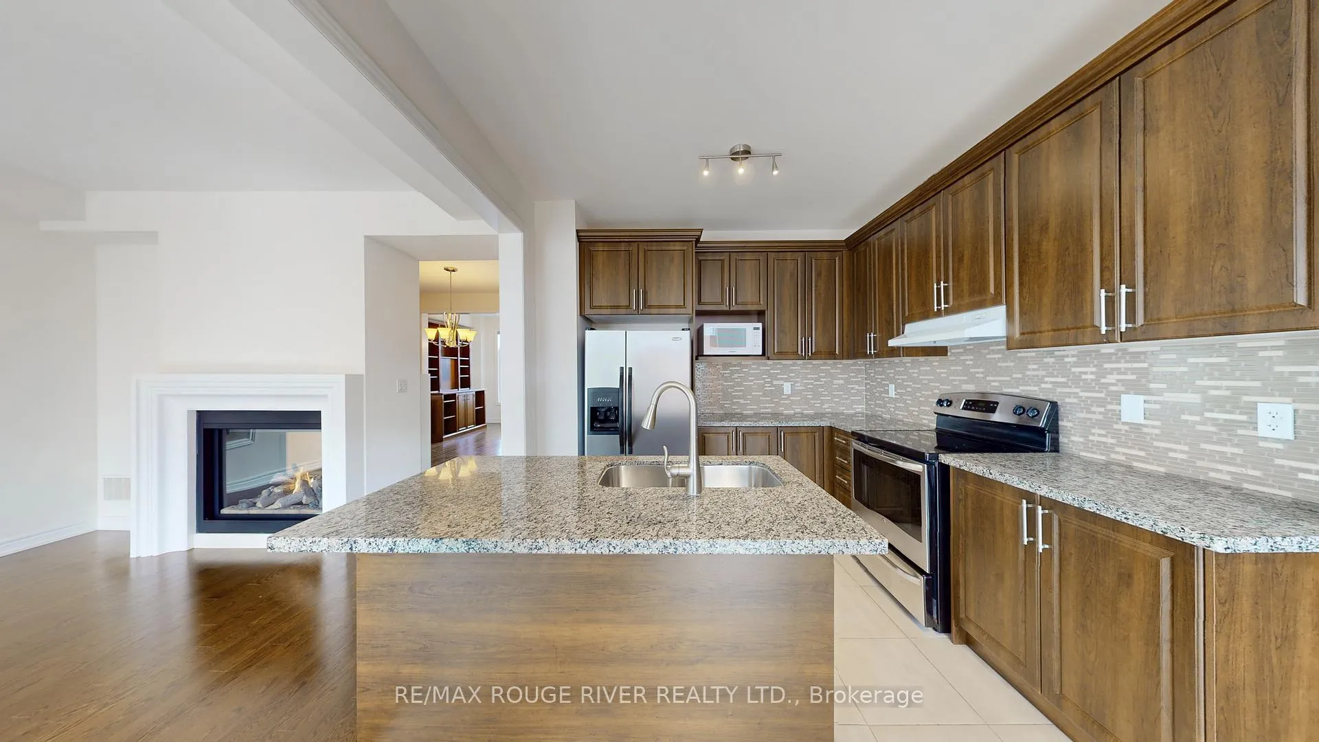 Photo 30 of 2732 Donald Cousens Parkway, Markham, Cornell — HOMEH