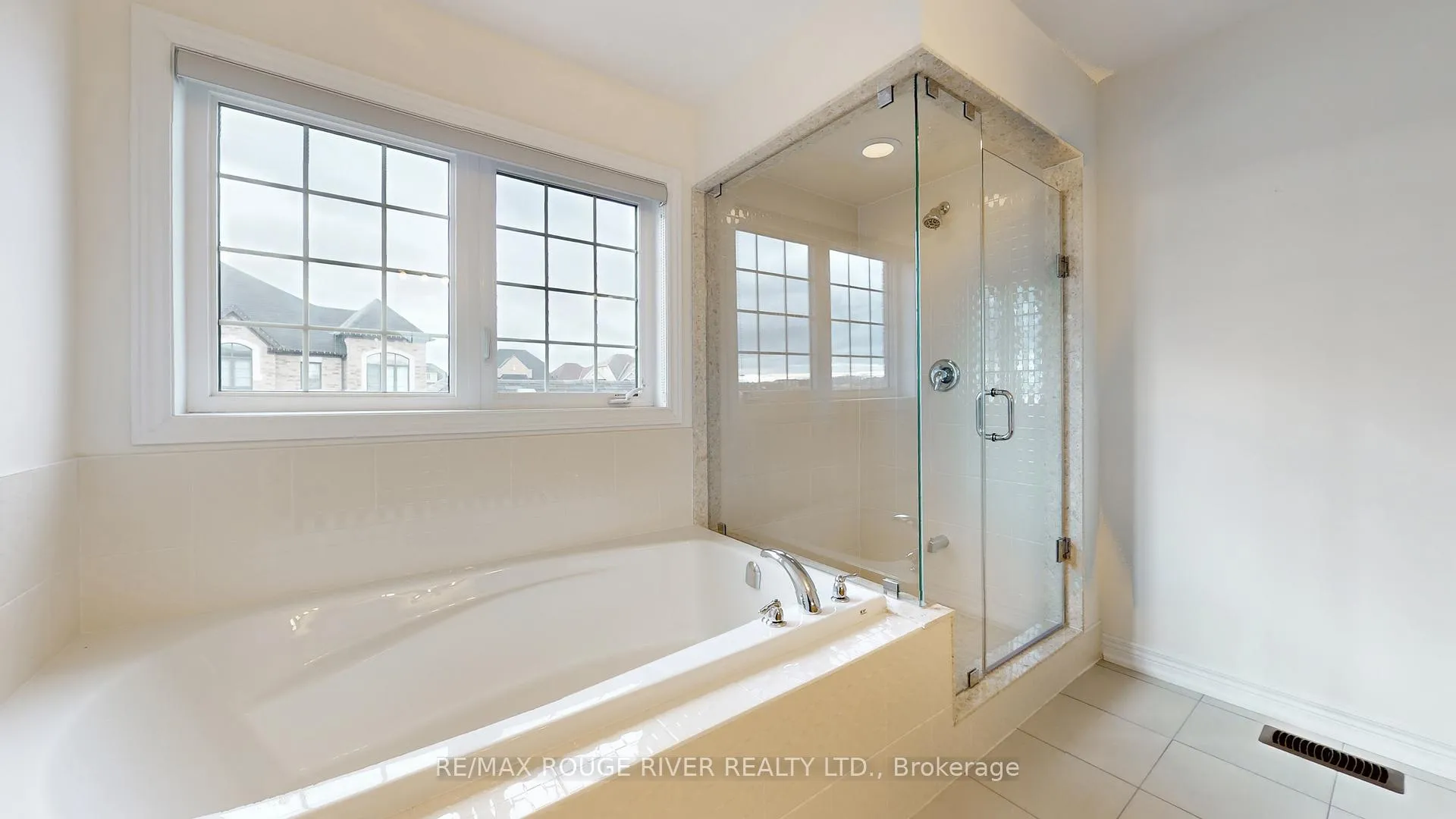 Photo 51 of 2732 Donald Cousens Parkway, Markham, Cornell — HOMEH