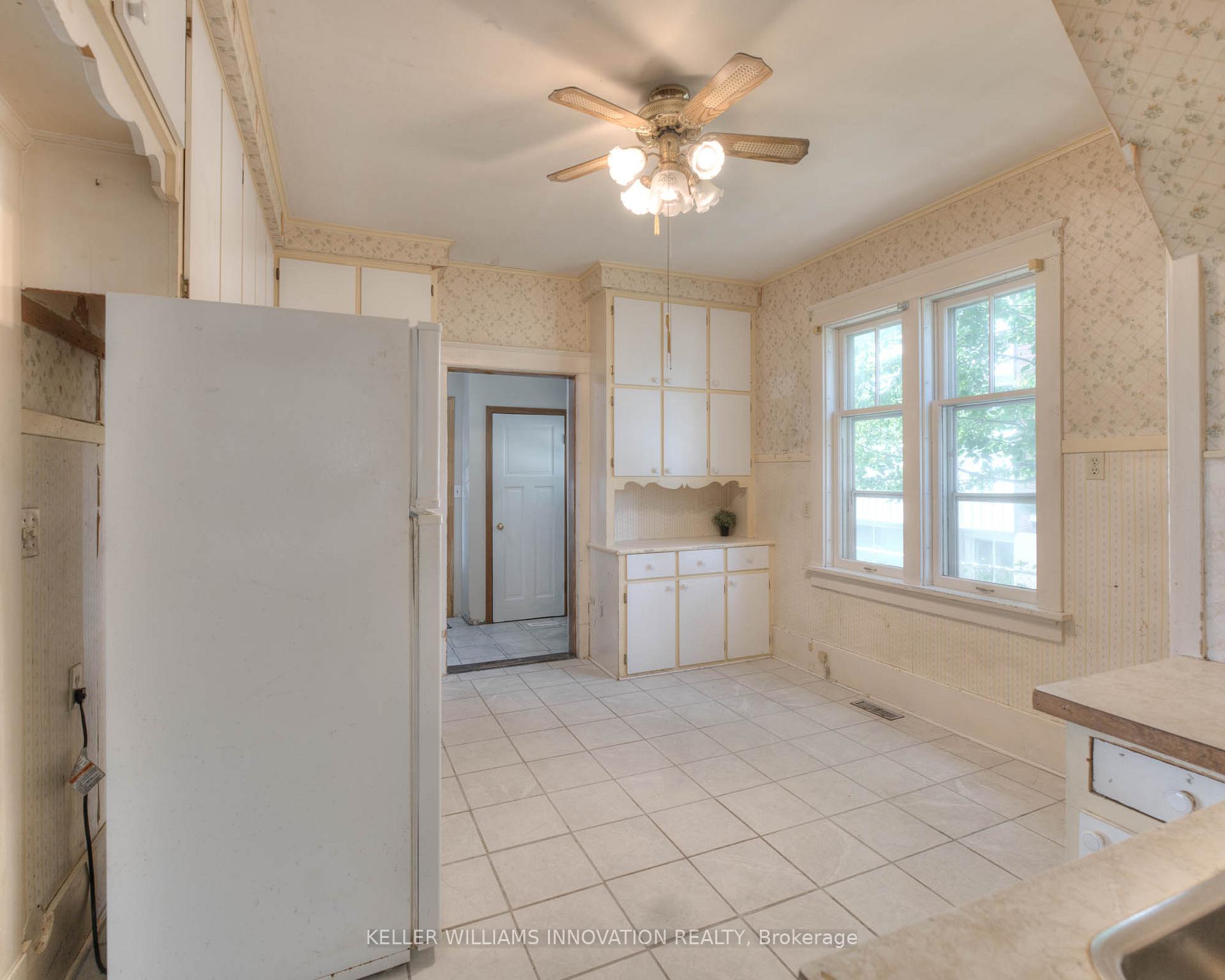 Photo 17 of 235 Hoffman Street, Kitchener — HOMEH